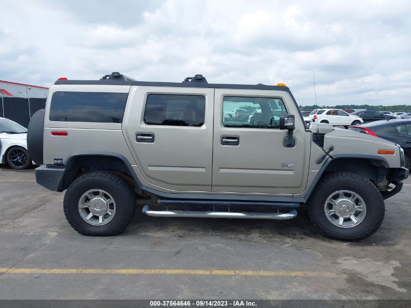 Photo 12 VIN: 5GRGN23U76H115102 - HUMMER H2 