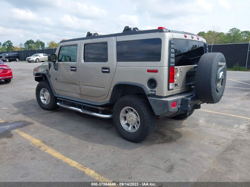 Photo 2 VIN: 5GRGN23U76H115102 - HUMMER H2 