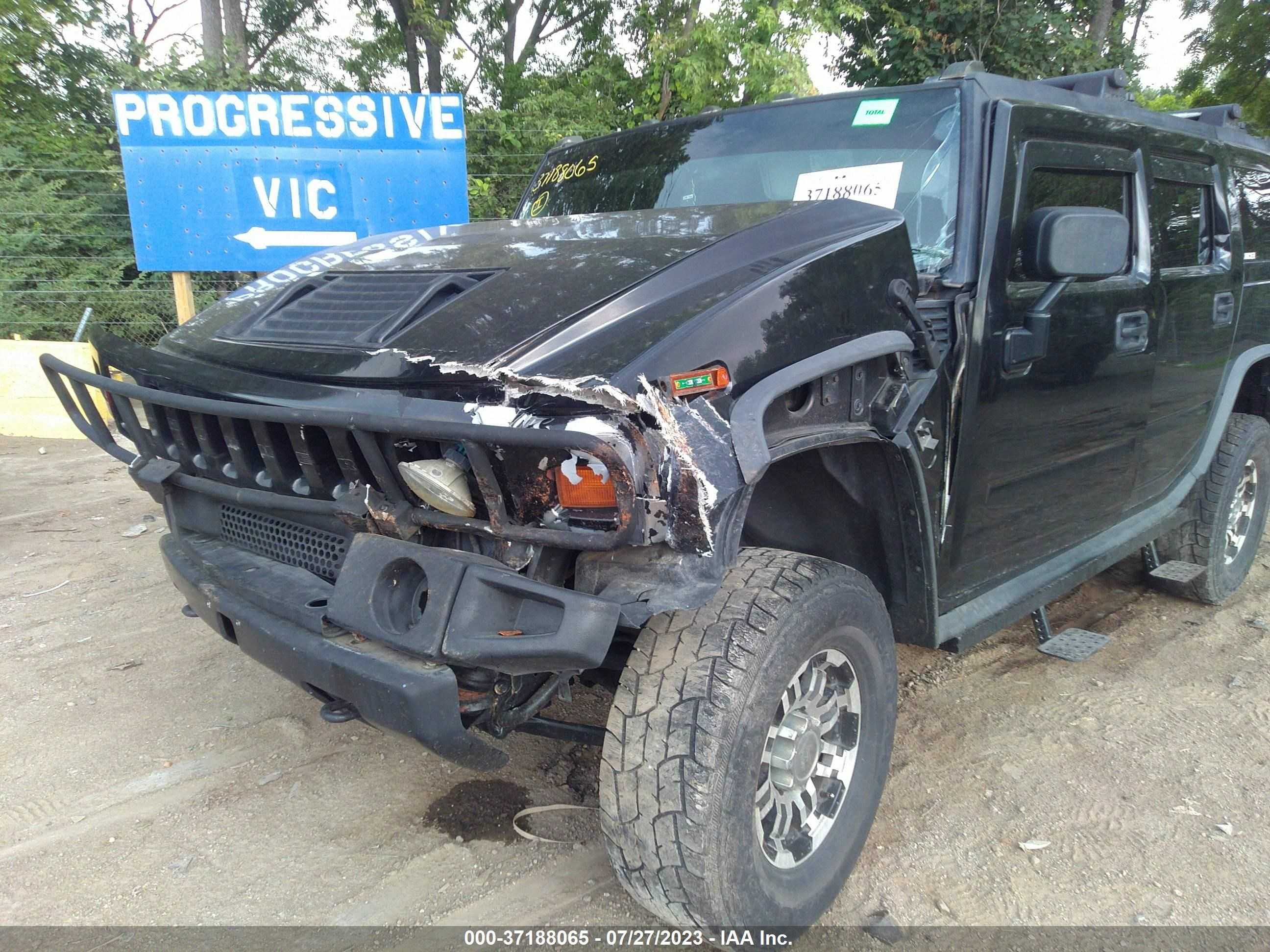 Photo 5 VIN: 5GRGN23U83H118263 - HUMMER H2 