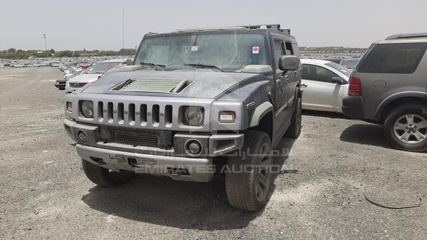 Photo 3 VIN: 5GRGN23U85H106486 - HUMMER H2 