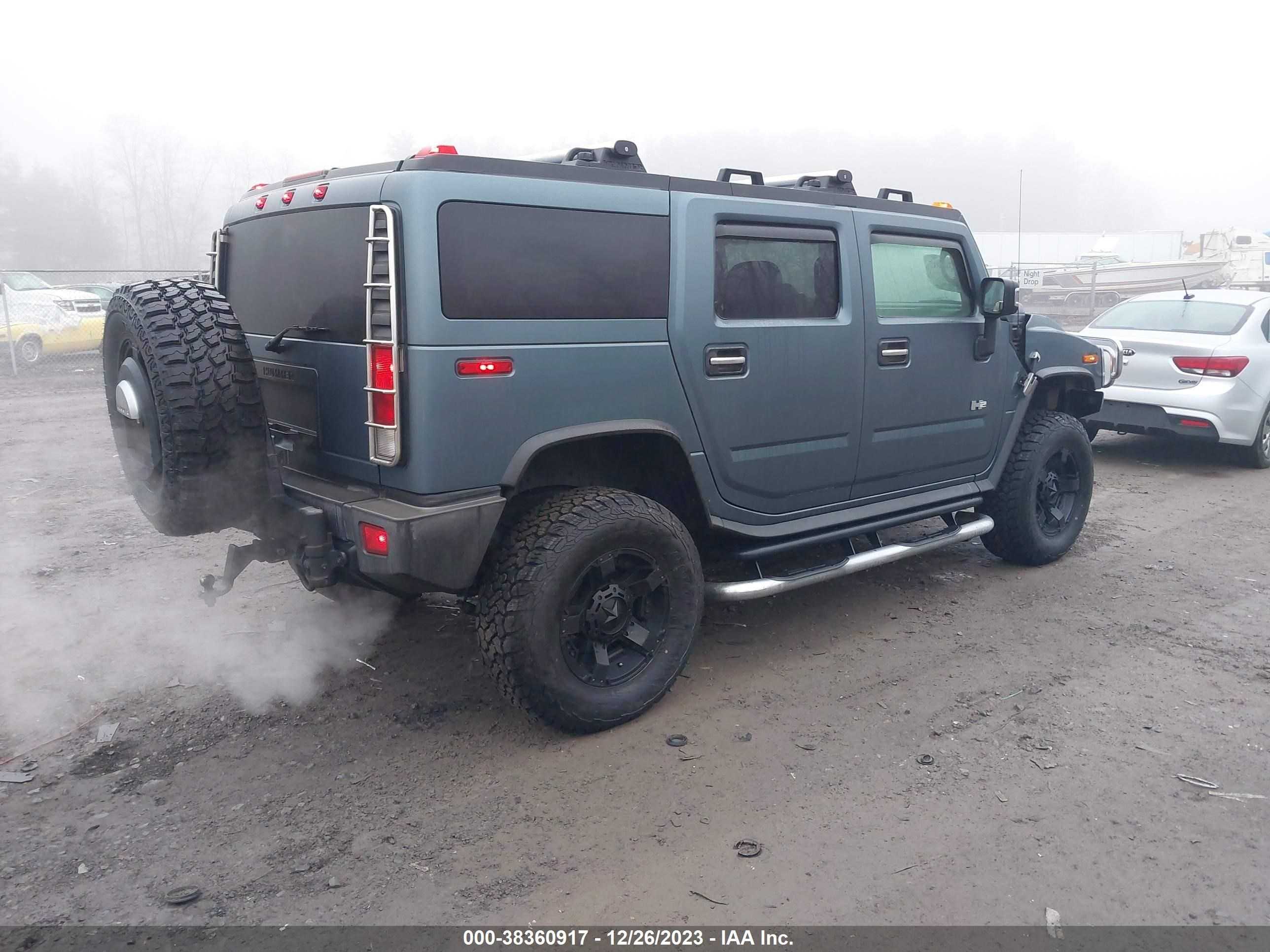 Photo 3 VIN: 5GRGN23U87H101646 - HUMMER H2 