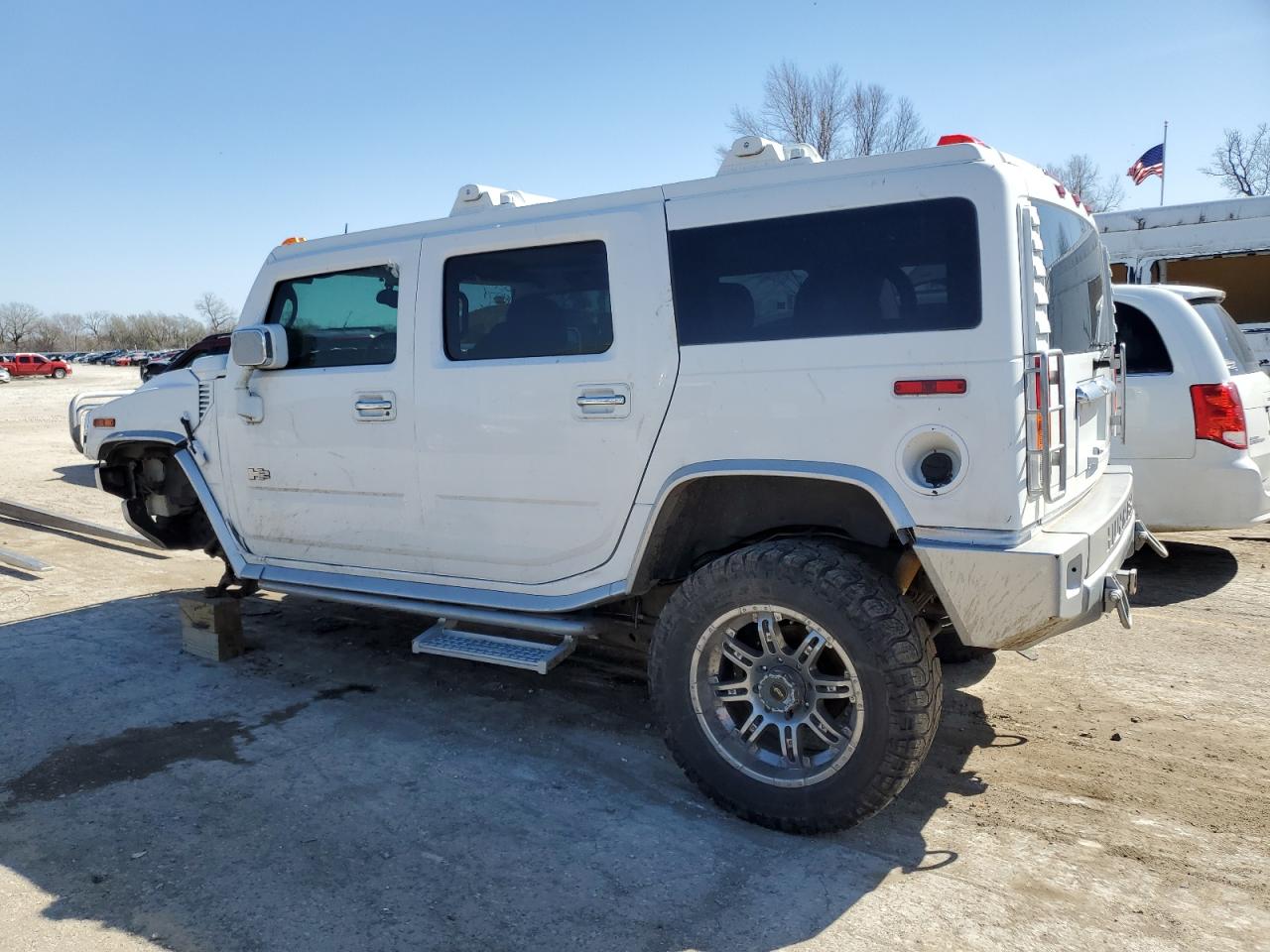 Photo 1 VIN: 5GRGN23U93H113363 - HUMMER H2 