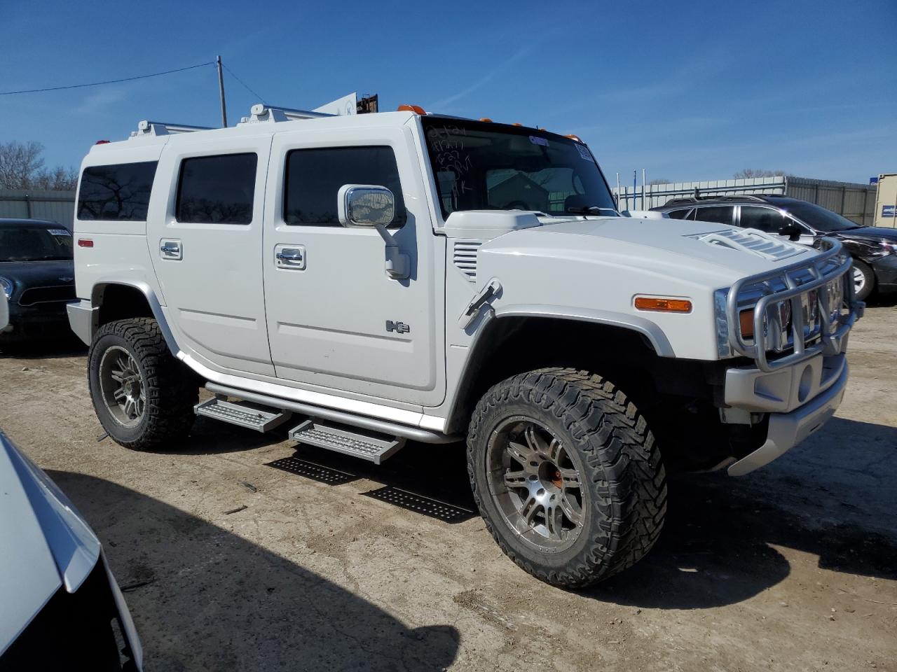 Photo 3 VIN: 5GRGN23U93H113363 - HUMMER H2 