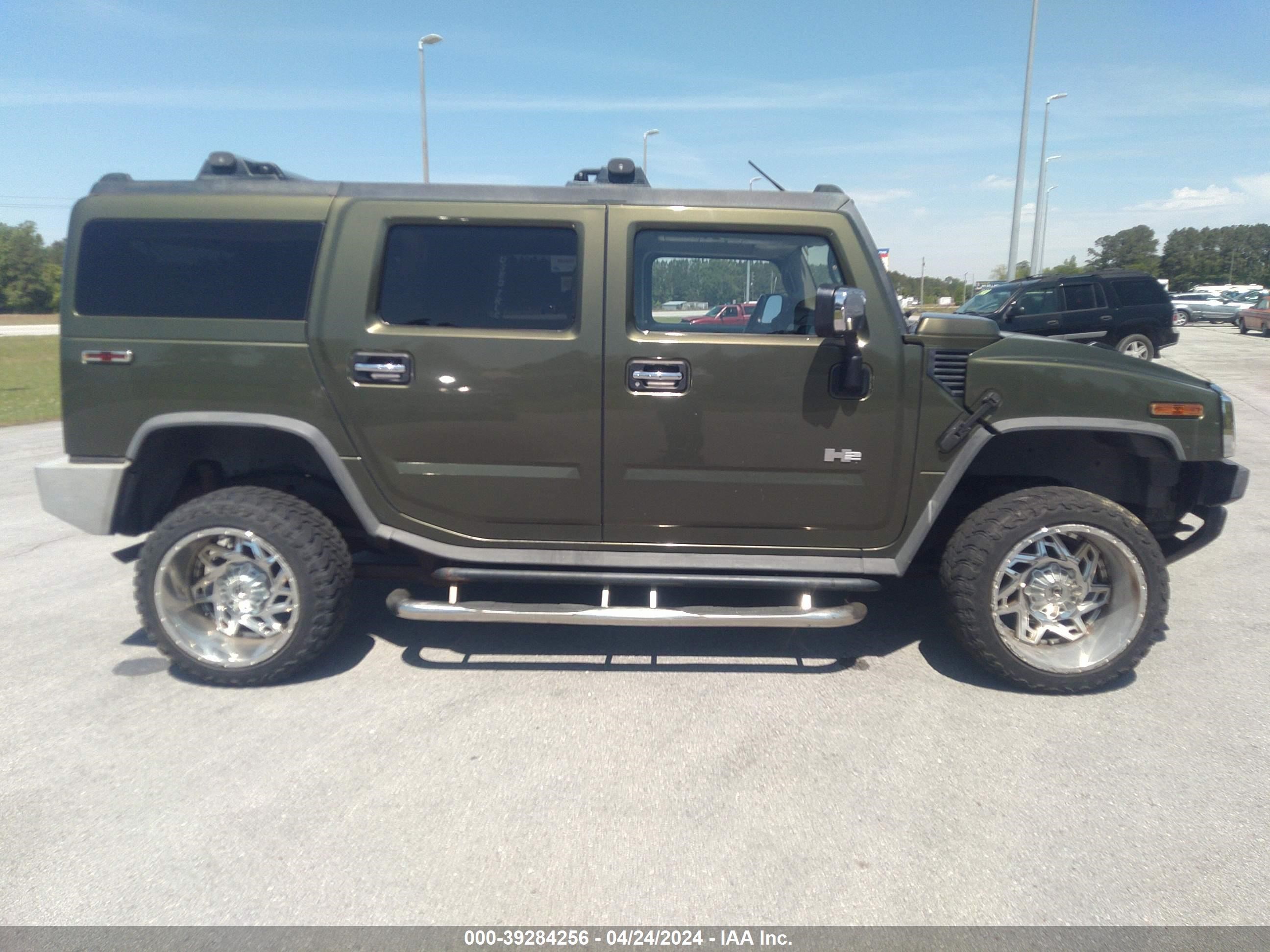 Photo 13 VIN: 5GRGN23U93H132074 - HUMMER H2 