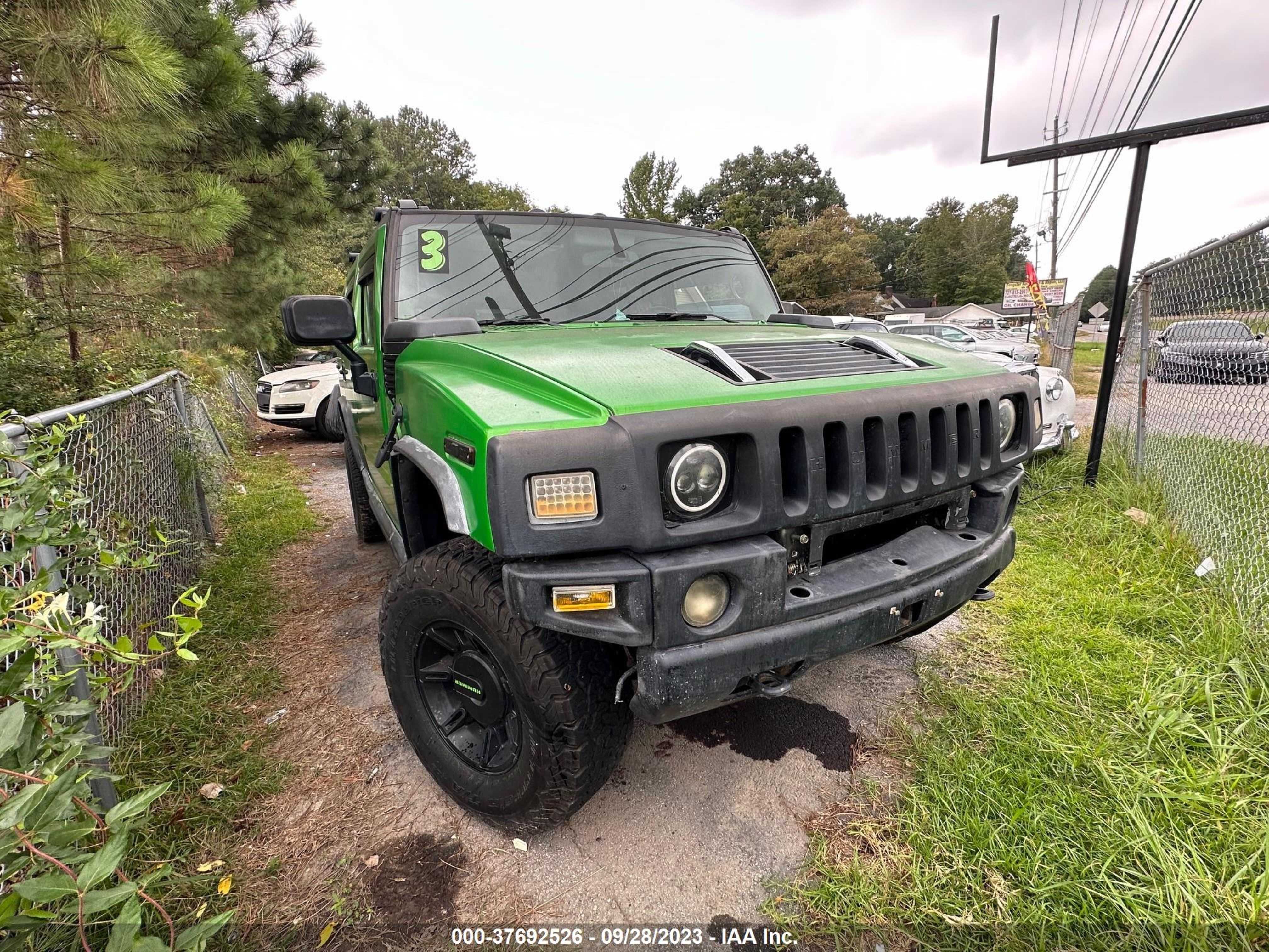 Photo 1 VIN: 5GRGN23UX3H100086 - HUMMER H2 