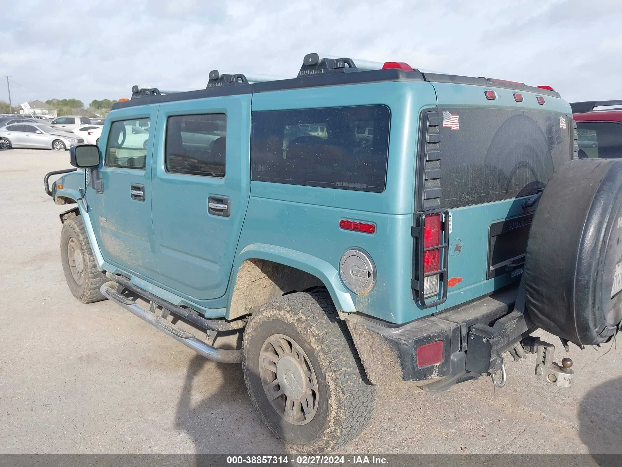 Photo 2 VIN: 5GRGN23UX7H103706 - HUMMER NULL 