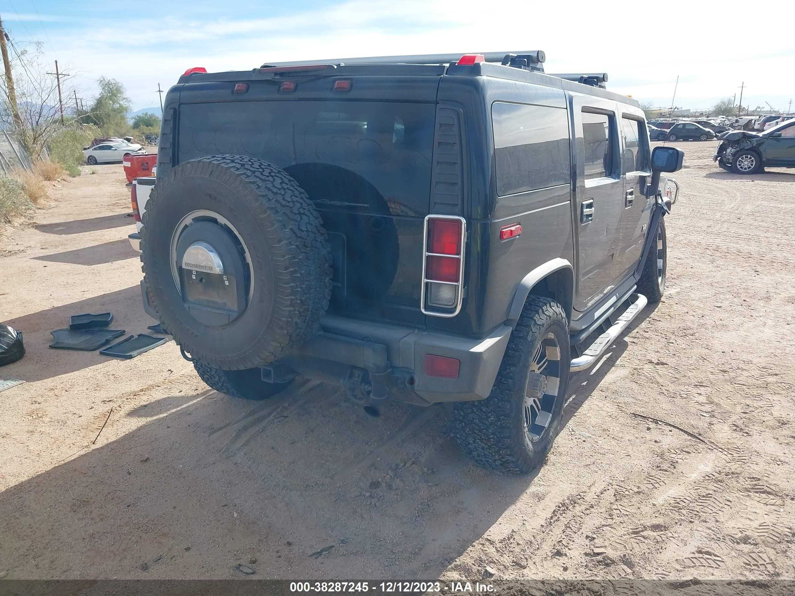 Photo 3 VIN: 5GRGN23UX7H108596 - HUMMER H2 