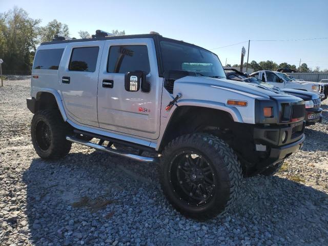 Photo 3 VIN: 5GRGN83229H102070 - HUMMER H2 LUXURY 