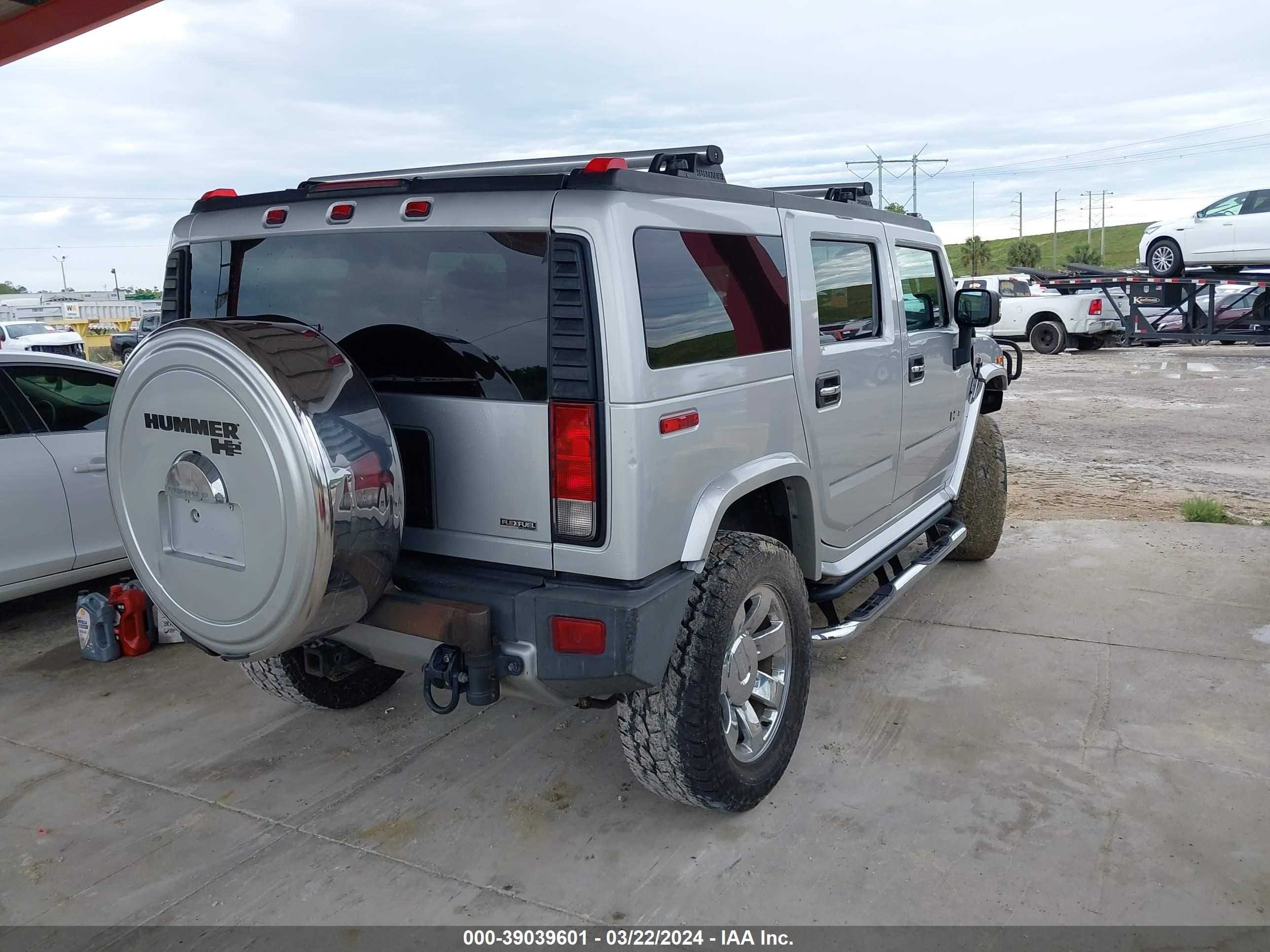 Photo 3 VIN: 5GRGN83289H102090 - HUMMER NULL 