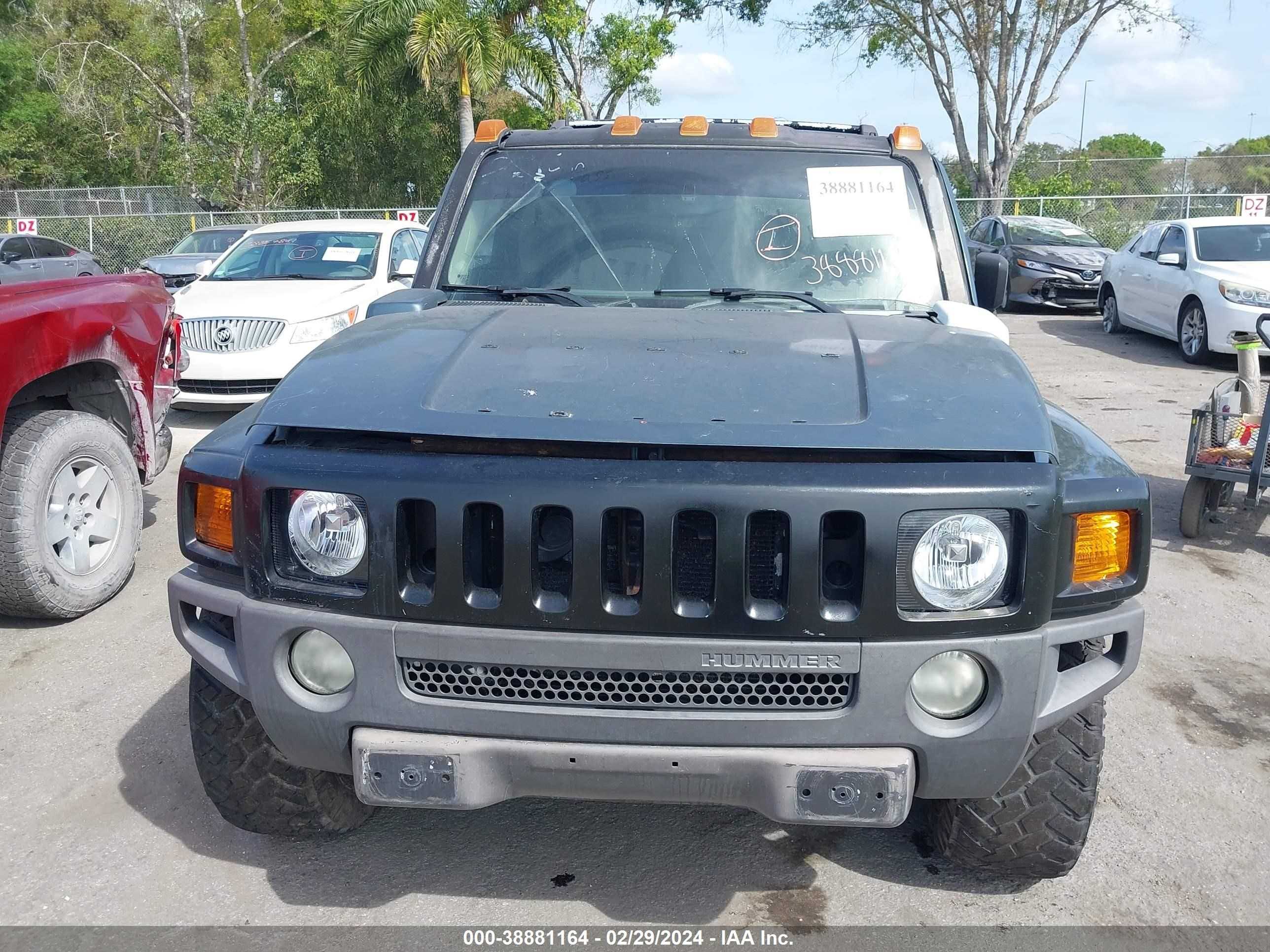 Photo 6 VIN: 5GTDN136068144448 - HUMMER H3 