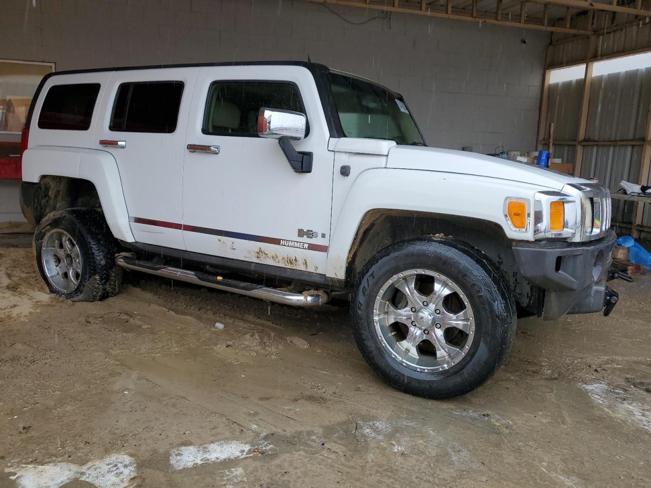 Photo 3 VIN: 5GTDN136068157071 - HUMMER H3 