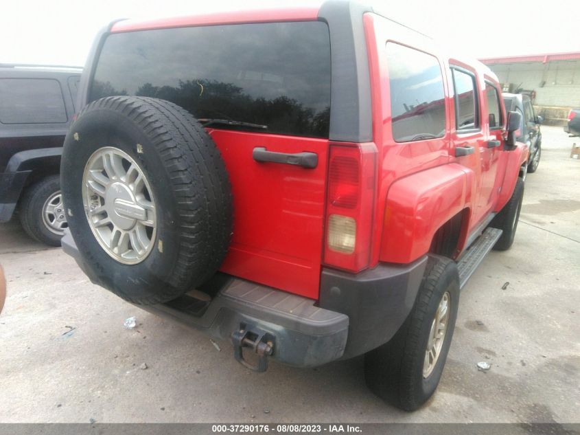 Photo 3 VIN: 5GTDN136168269376 - HUMMER H3 