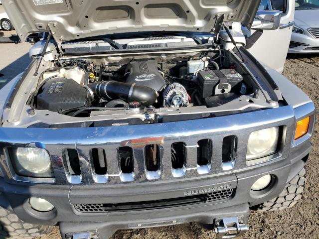 Photo 11 VIN: 5GTDN136168294780 - HUMMER H3 