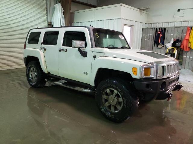 Photo 3 VIN: 5GTDN136268208148 - HUMMER H3 