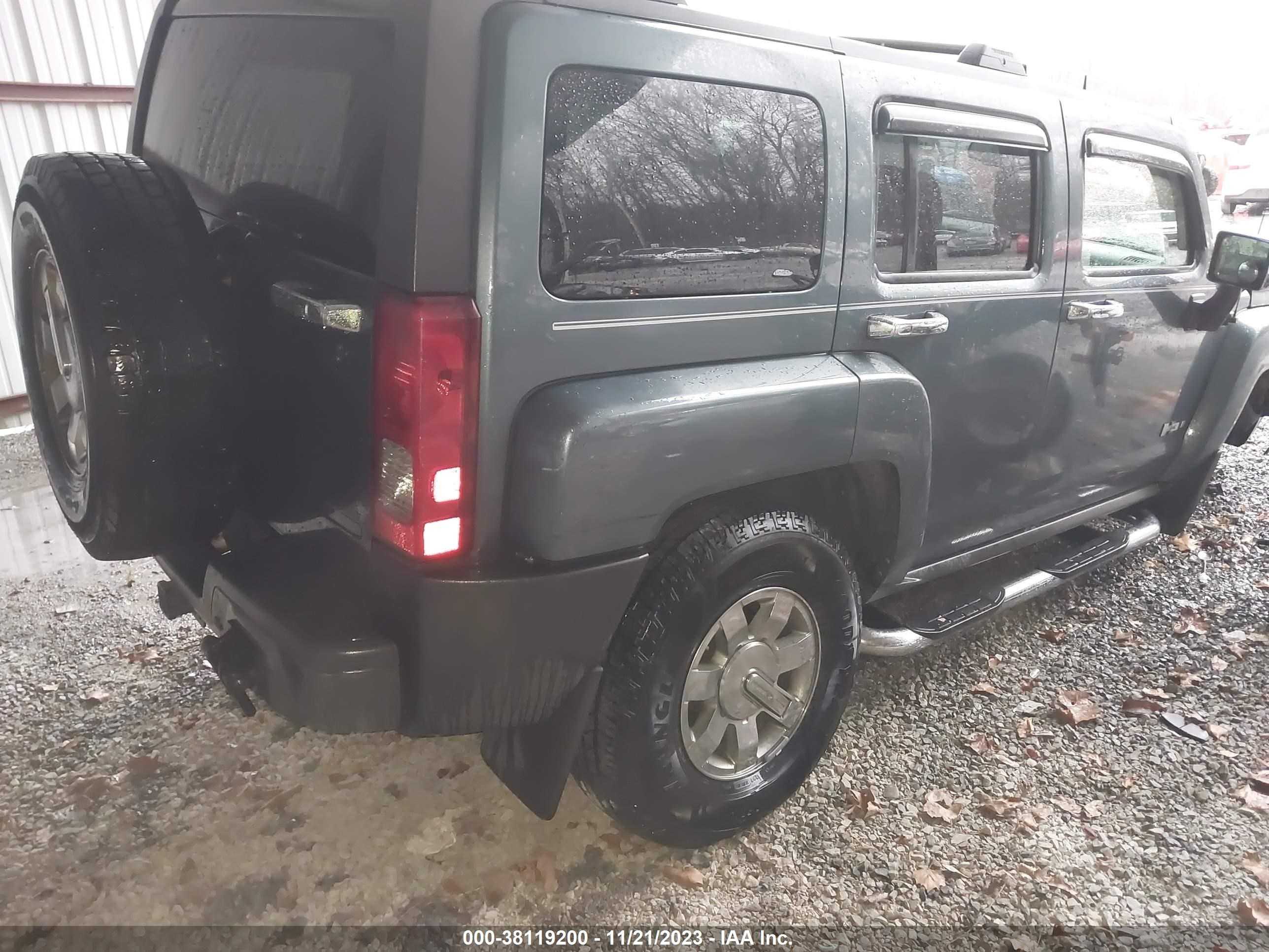 Photo 3 VIN: 5GTDN136368179419 - HUMMER NULL 