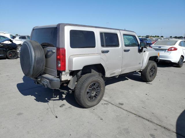 Photo 2 VIN: 5GTDN136368325544 - HUMMER H3 