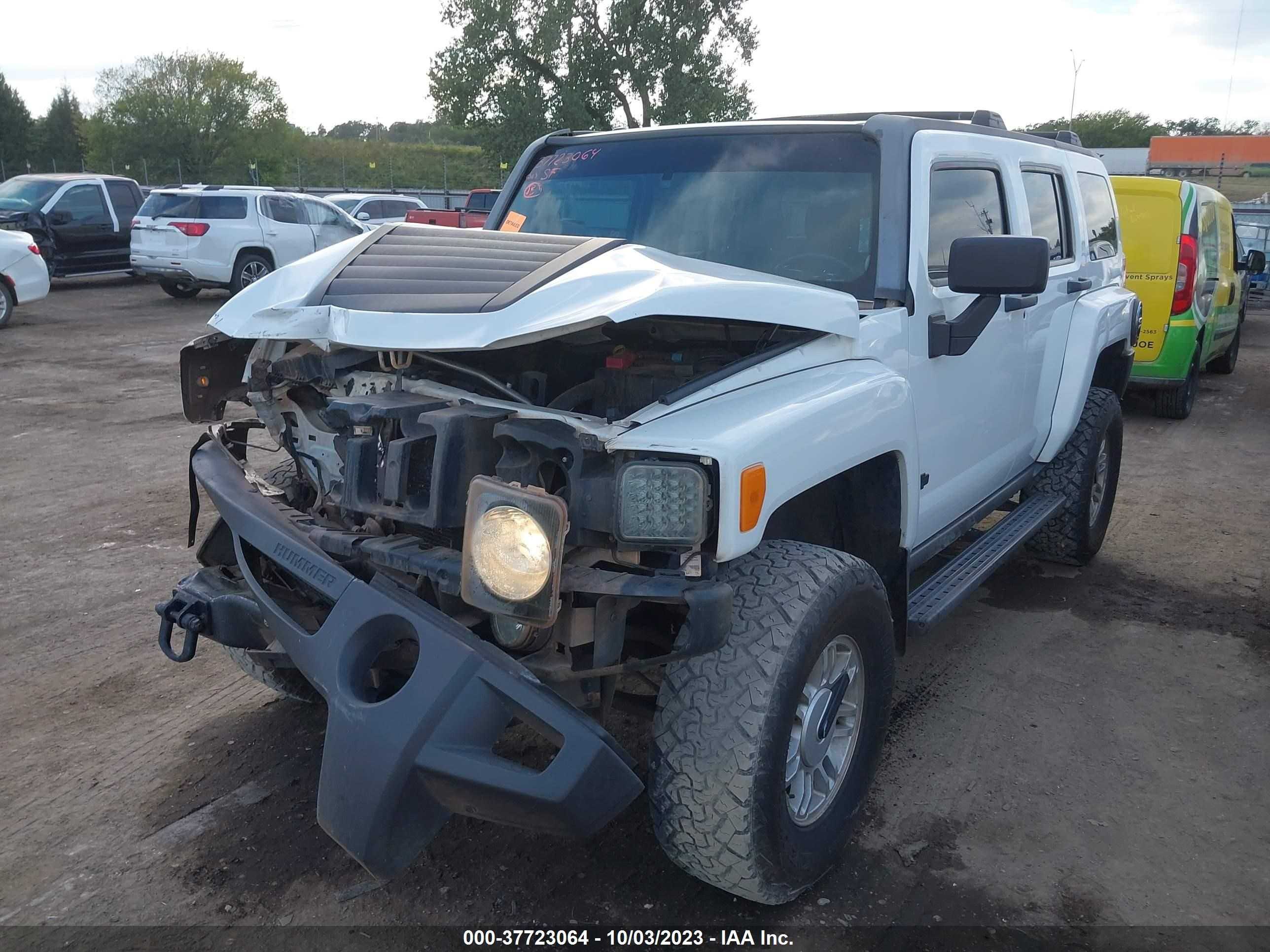 Photo 1 VIN: 5GTDN136468102655 - HUMMER H3 