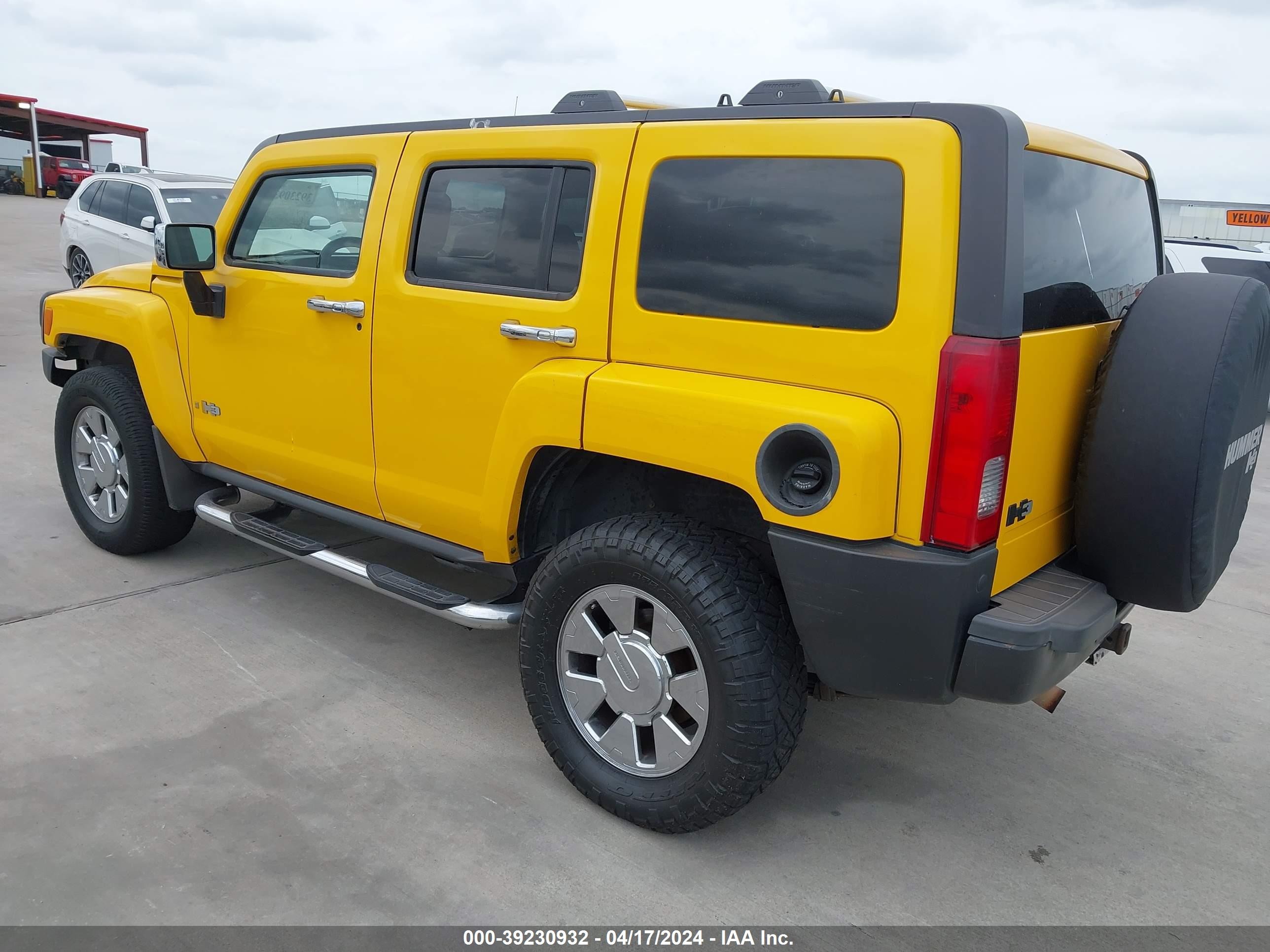 Photo 2 VIN: 5GTDN136468201072 - HUMMER NULL 