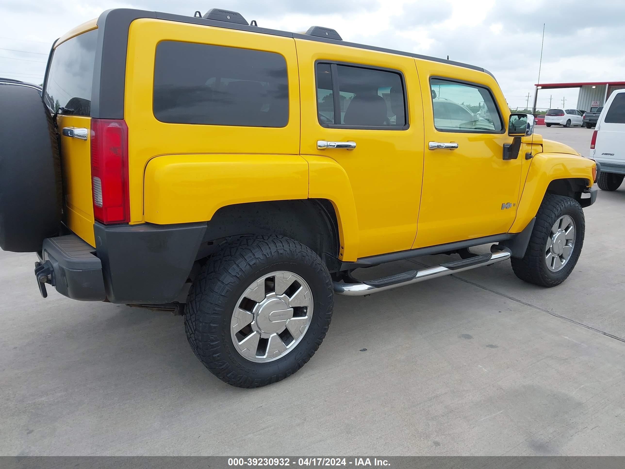 Photo 3 VIN: 5GTDN136468201072 - HUMMER NULL 