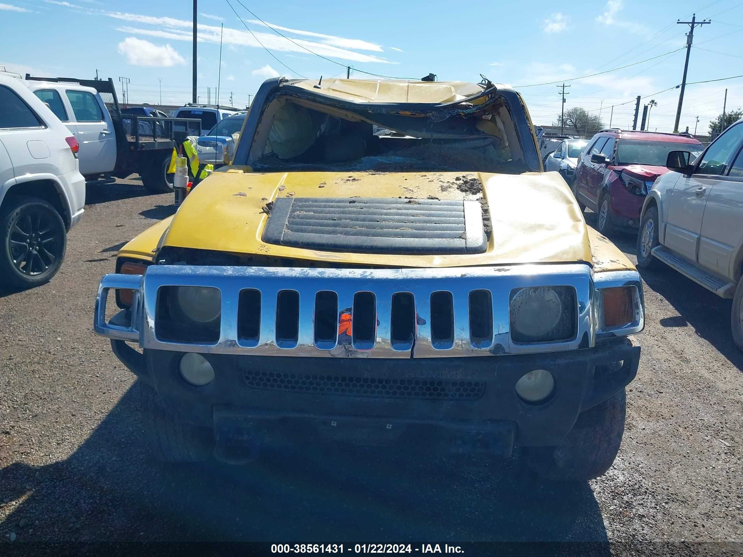 Photo 5 VIN: 5GTDN136468206420 - HUMMER H3 