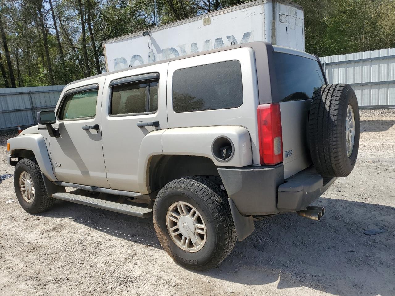 Photo 1 VIN: 5GTDN136468245895 - HUMMER H3 