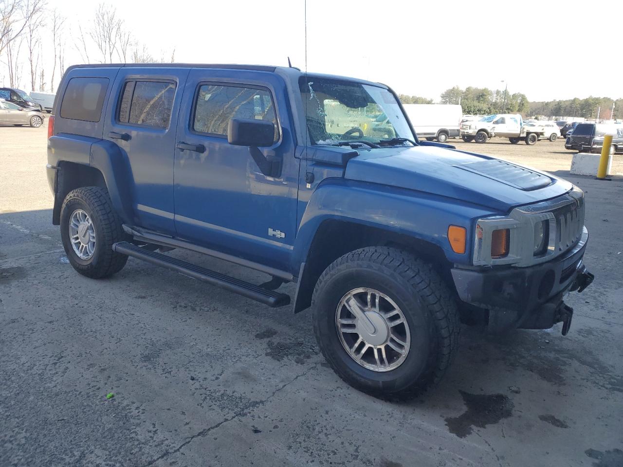 Photo 3 VIN: 5GTDN136468261885 - HUMMER H3 