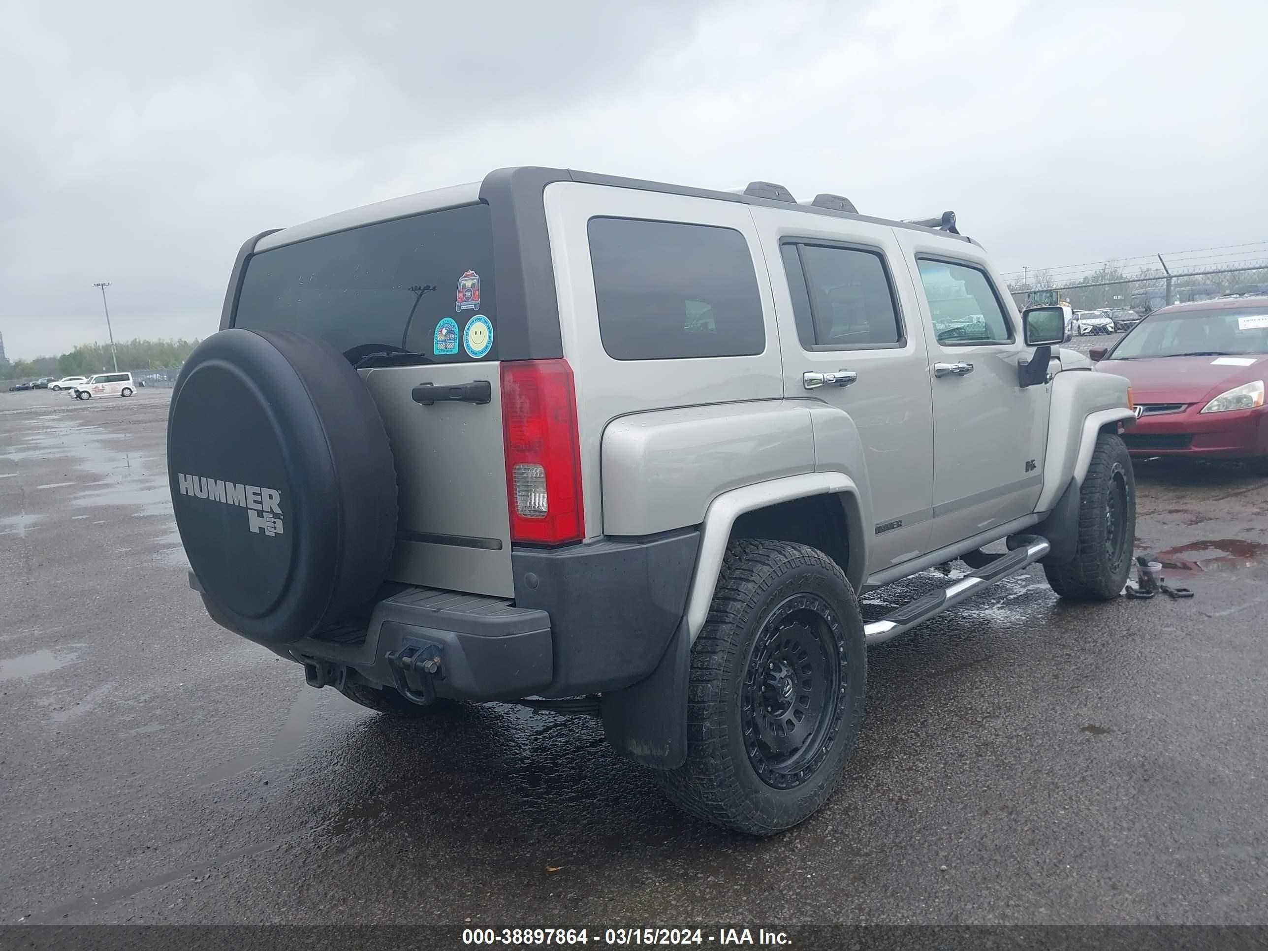 Photo 3 VIN: 5GTDN136468274104 - HUMMER NULL 