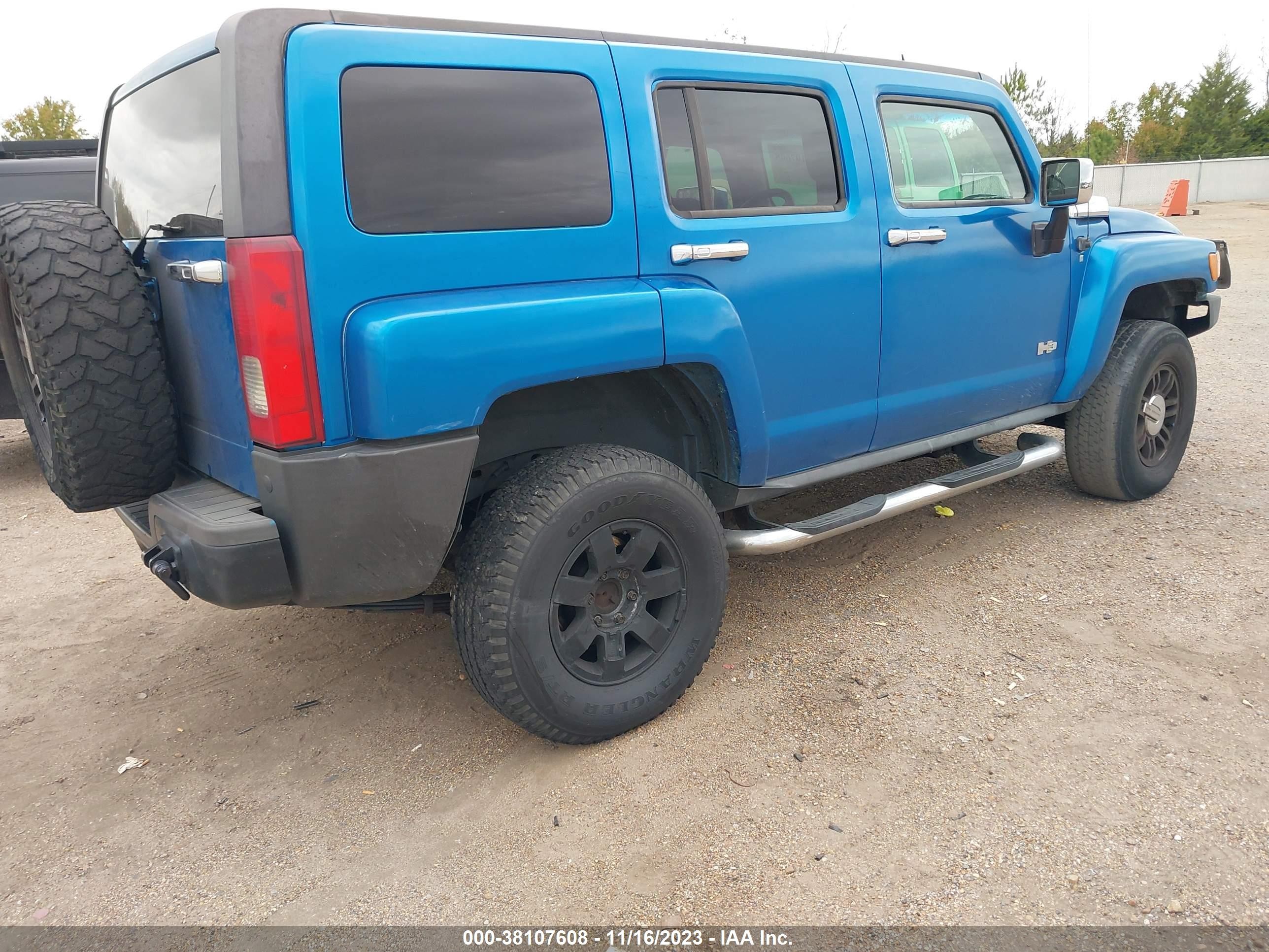 Photo 3 VIN: 5GTDN136468319283 - HUMMER NULL 