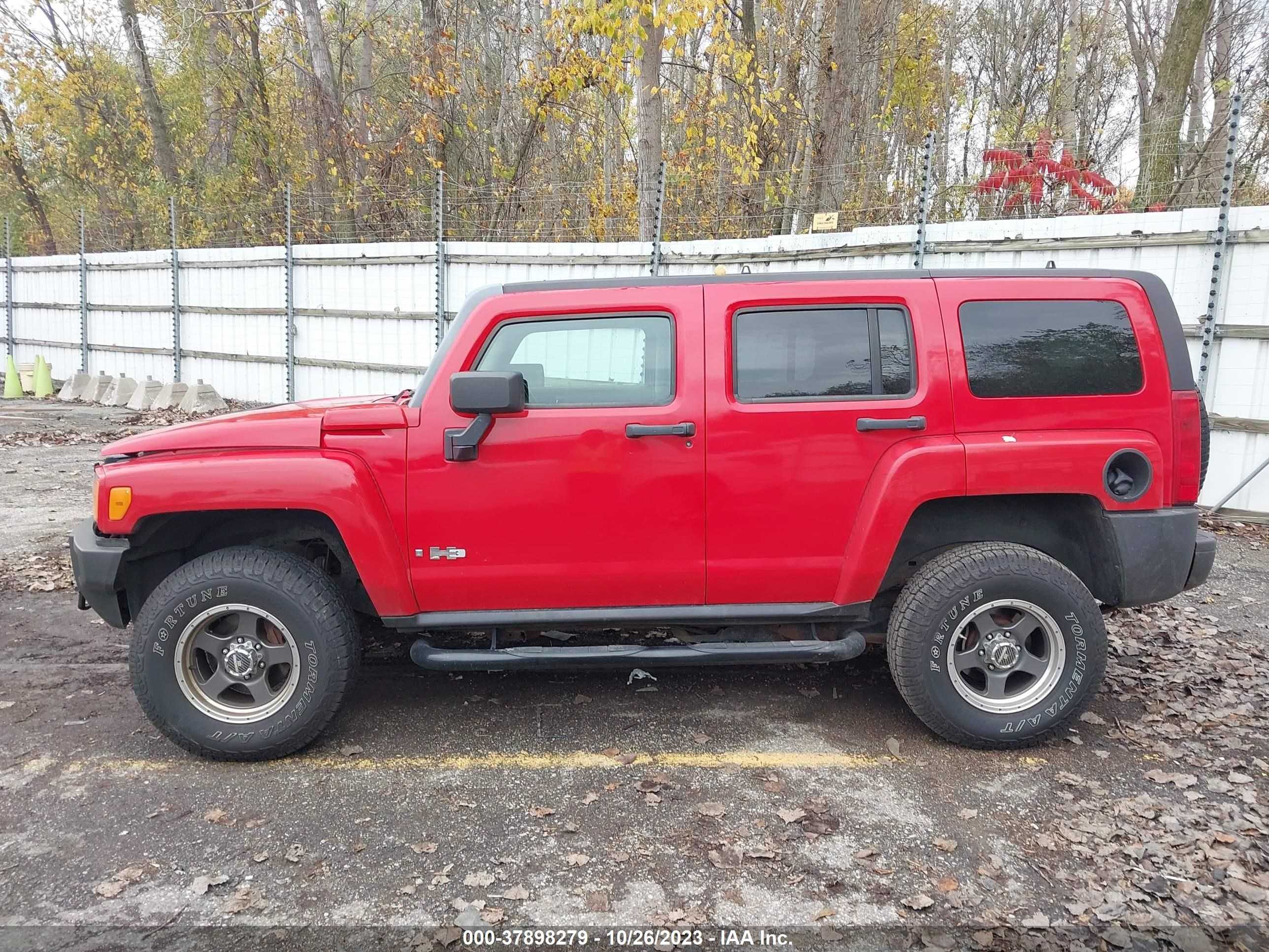 Photo 13 VIN: 5GTDN136568125426 - HUMMER H3 