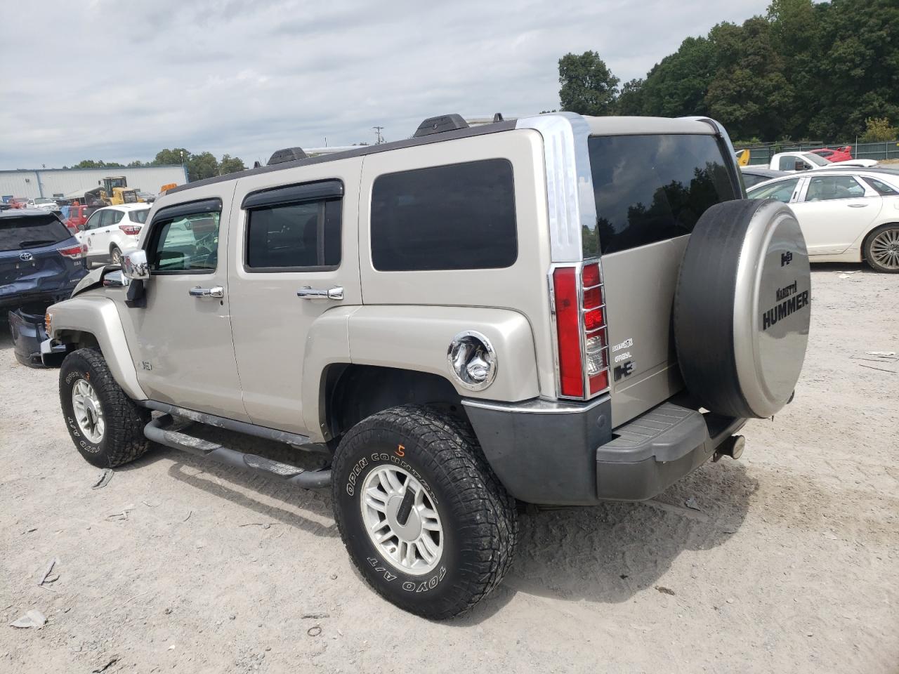 Photo 1 VIN: 5GTDN136568205793 - HUMMER H3 