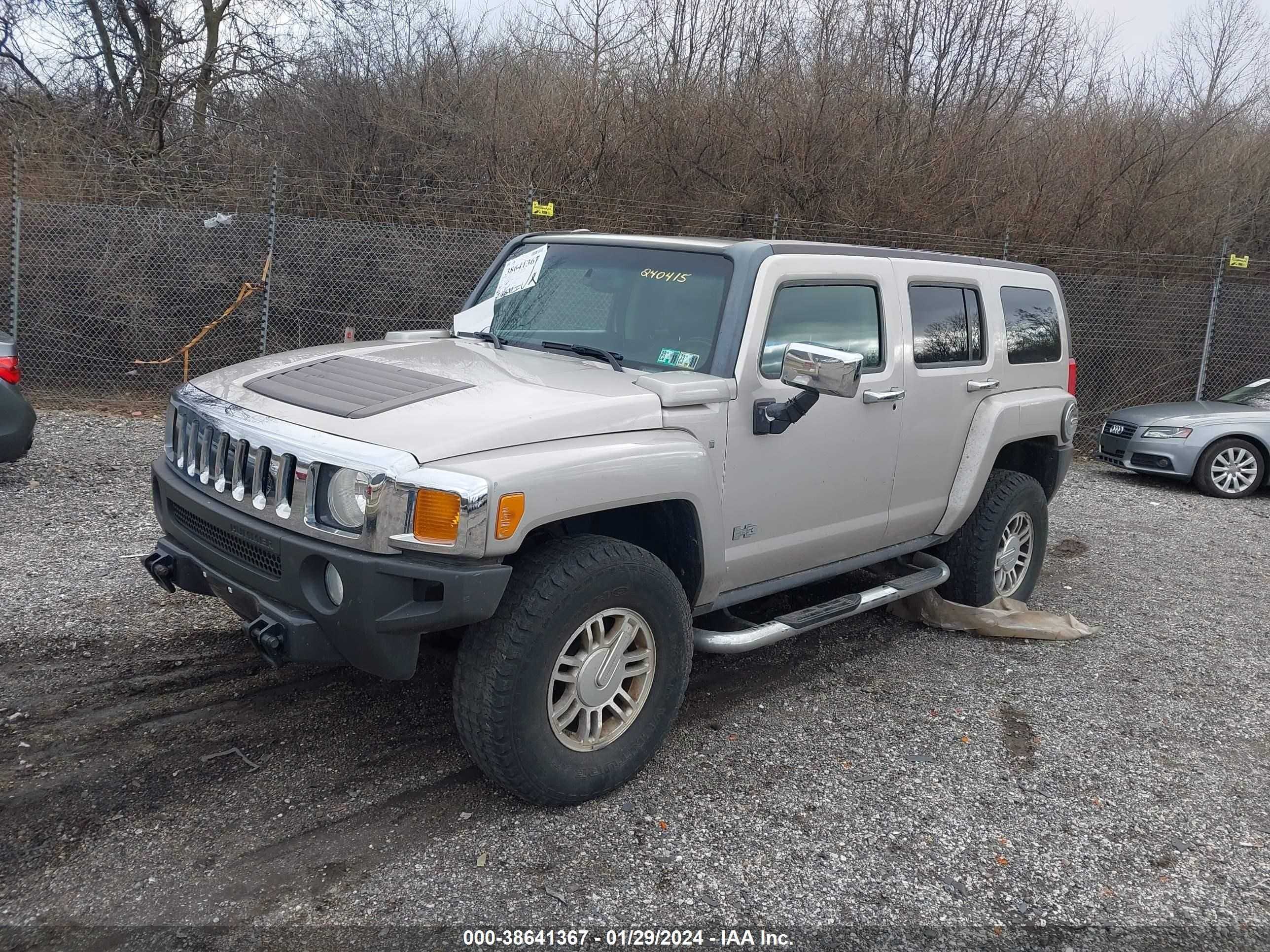 Photo 1 VIN: 5GTDN136568240415 - HUMMER H3 