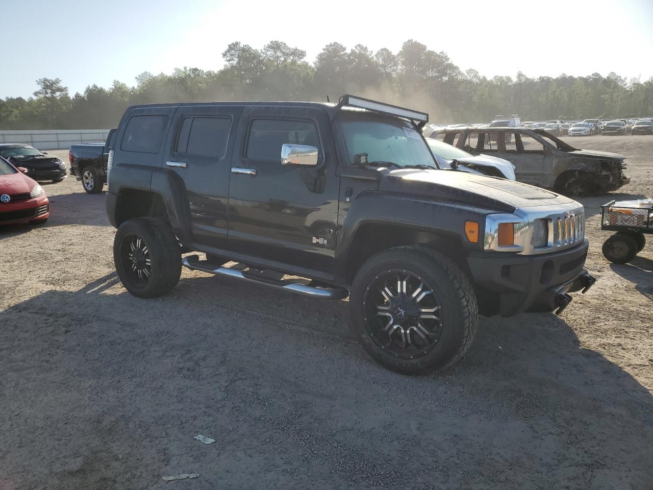 Photo 3 VIN: 5GTDN136568328400 - HUMMER H3 