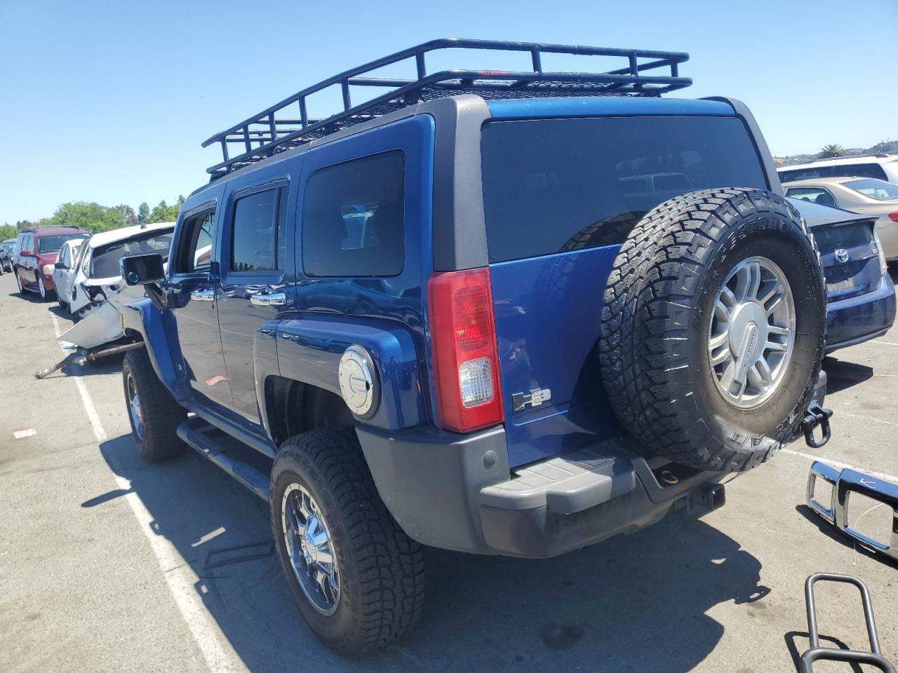 Photo 1 VIN: 5GTDN136668301853 - HUMMER H3 