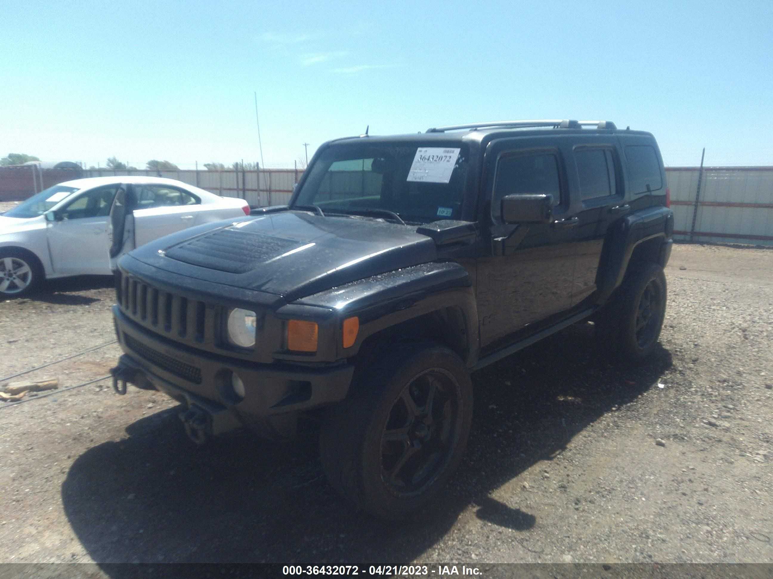 Photo 5 VIN: 5GTDN136768122530 - HUMMER NULL 