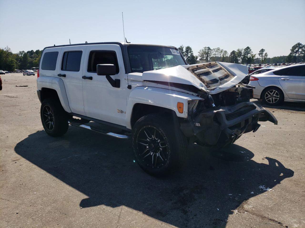 Photo 3 VIN: 5GTDN136768145726 - HUMMER H3 