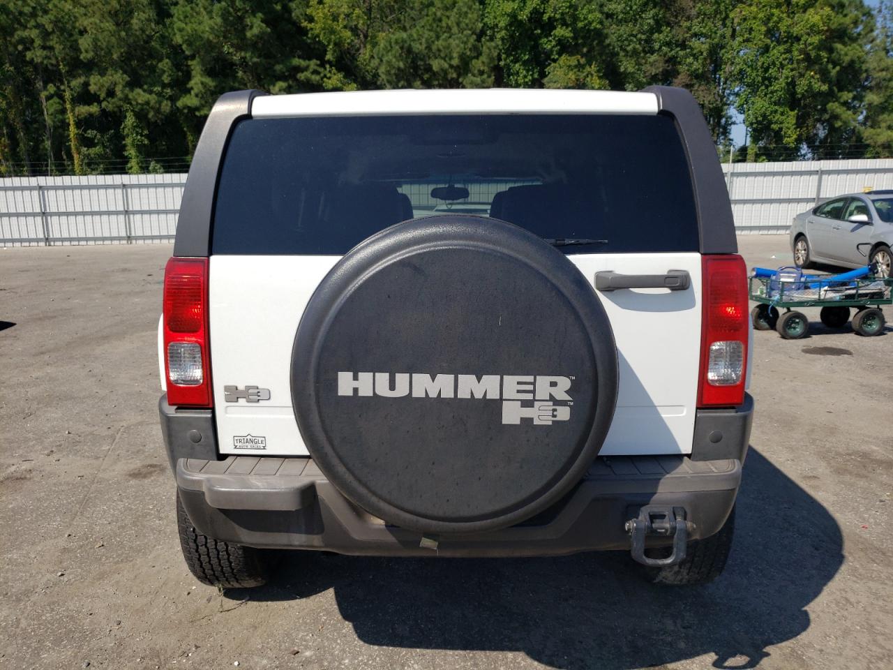 Photo 5 VIN: 5GTDN136768145726 - HUMMER H3 