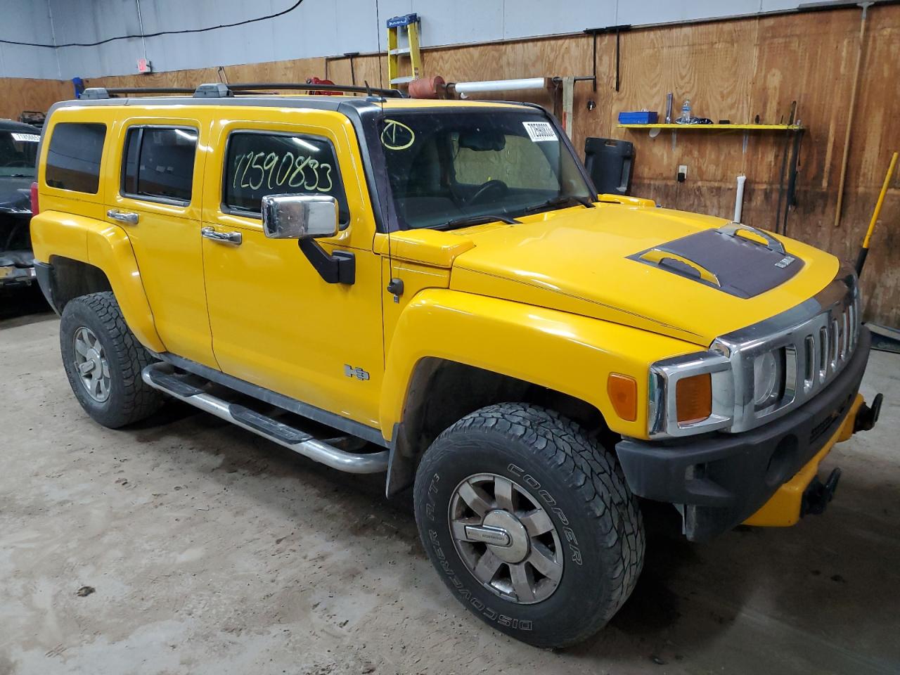 Photo 3 VIN: 5GTDN136768253781 - HUMMER H3 