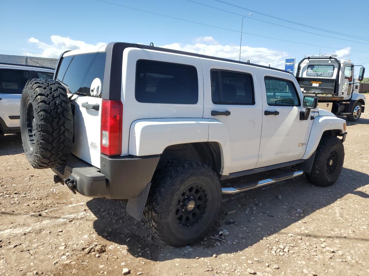 Photo 2 VIN: 5GTDN136868145525 - HUMMER H3 