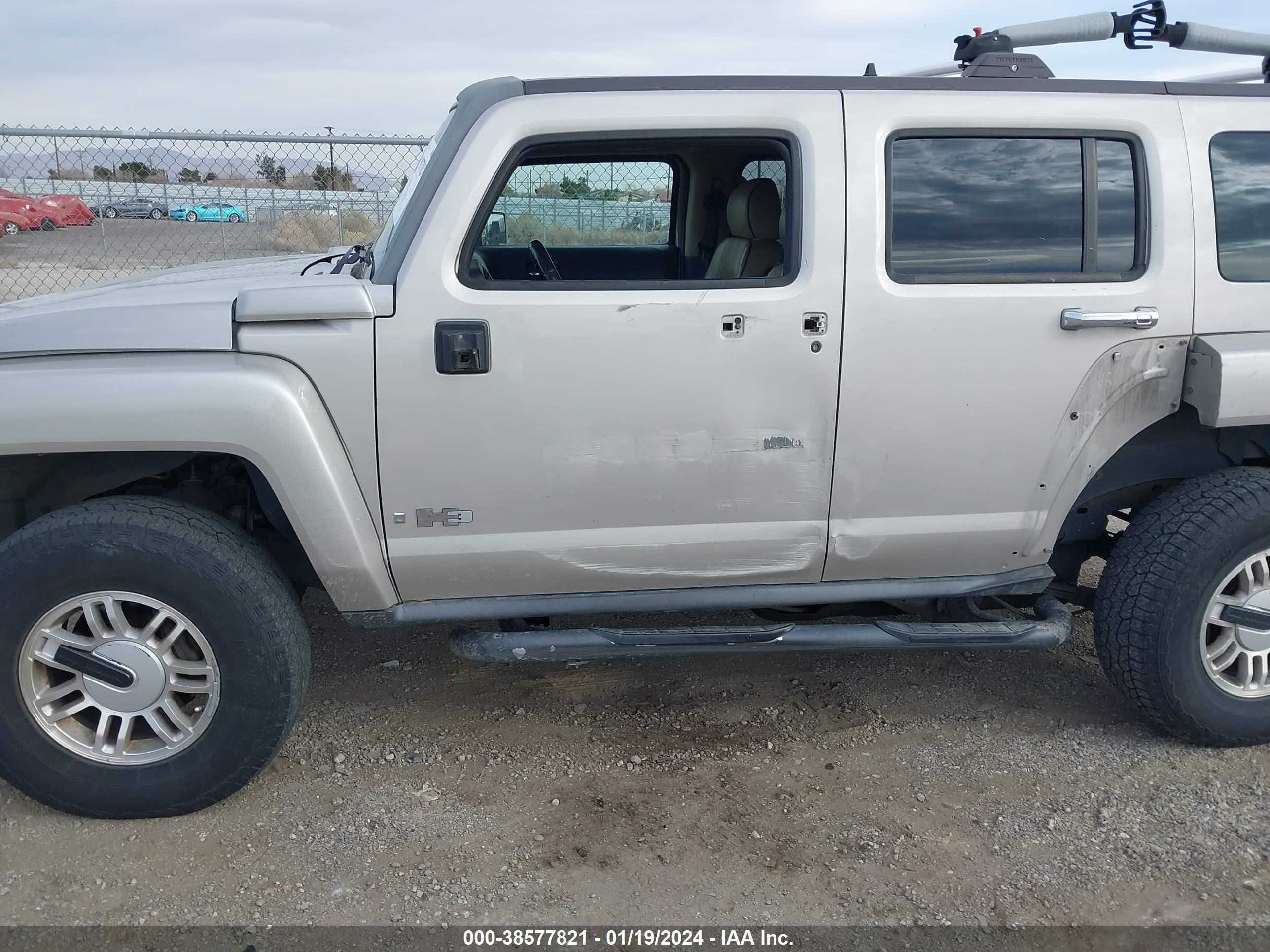 Photo 5 VIN: 5GTDN136968106135 - HUMMER H3 