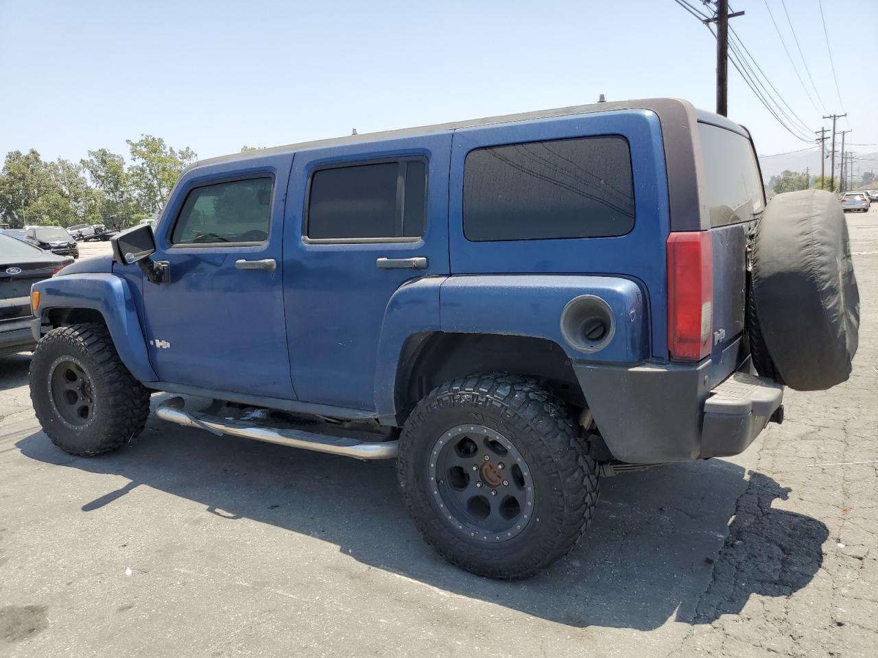 Photo 1 VIN: 5GTDN136968138535 - HUMMER H3 