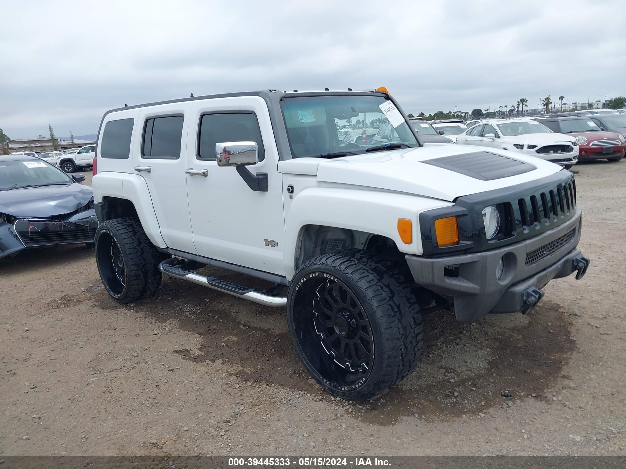 Photo 0 VIN: 5GTDN136968241289 - HUMMER NULL 