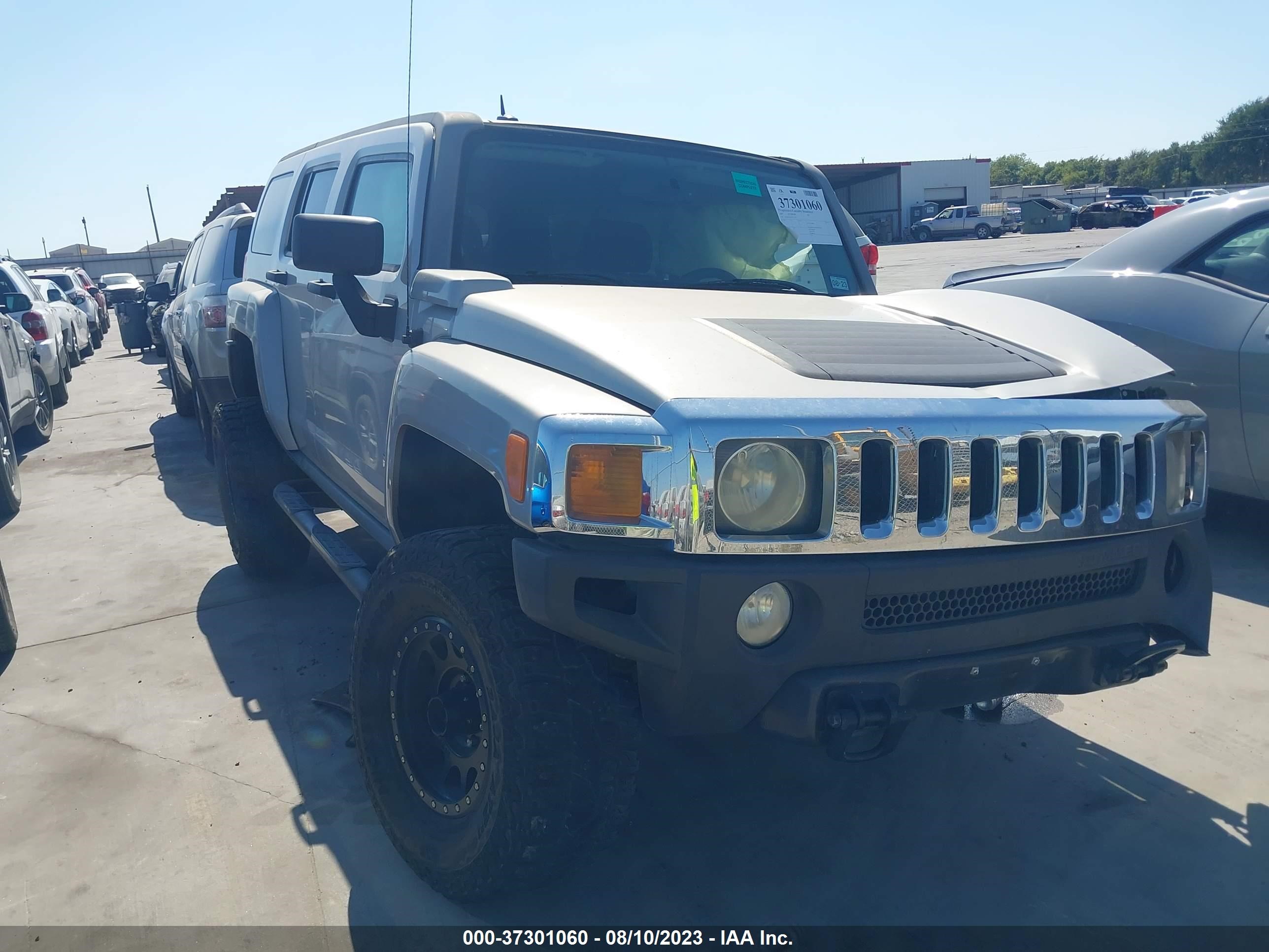 Photo 0 VIN: 5GTDN13E078153319 - HUMMER H3 