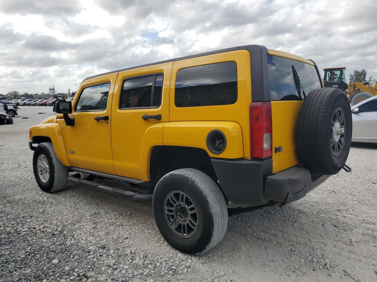 Photo 1 VIN: 5GTDN13E078192282 - HUMMER H3 