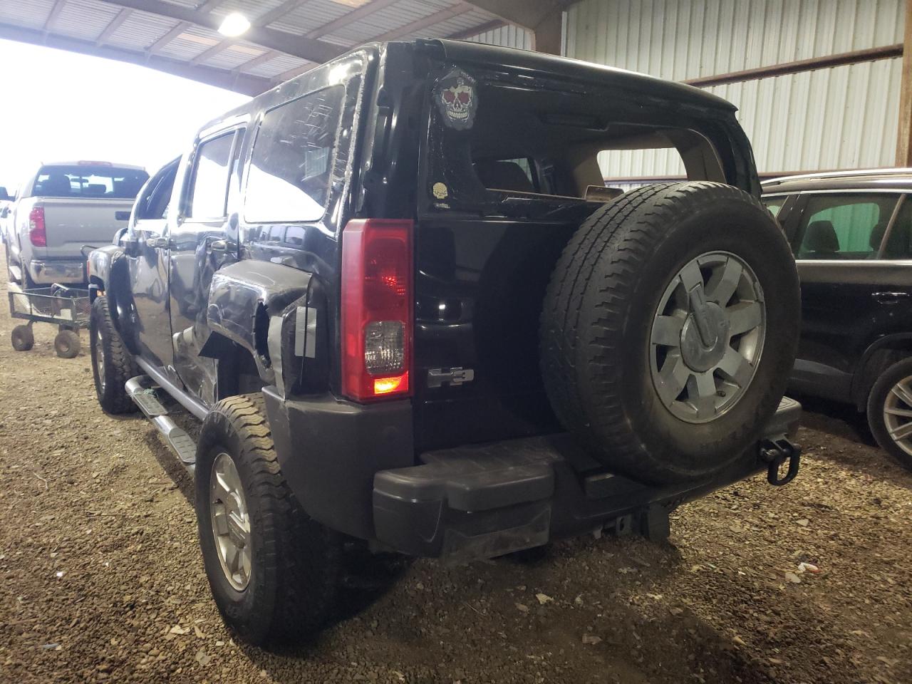 Photo 2 VIN: 5GTDN13E178187253 - HUMMER H3 