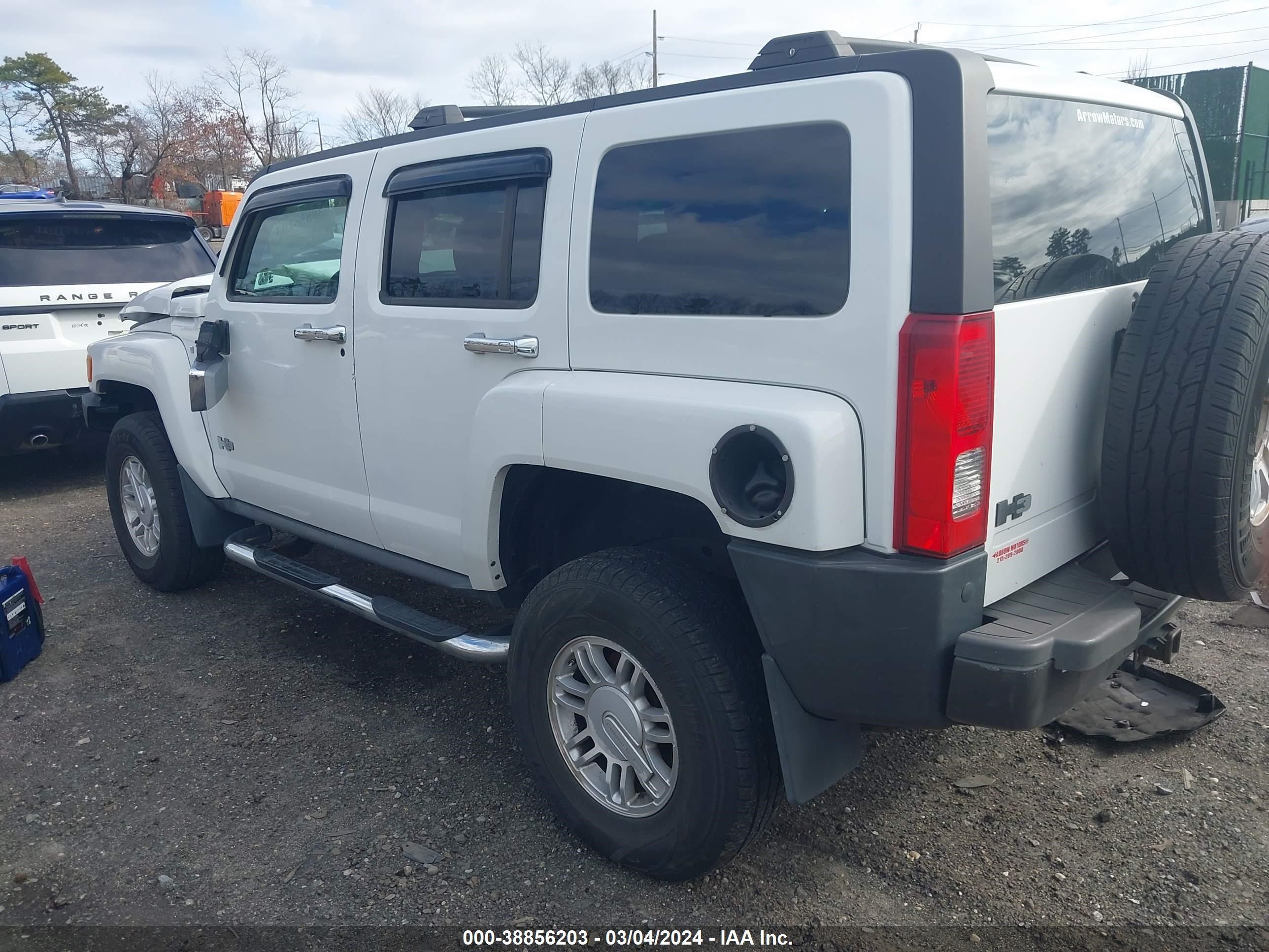 Photo 2 VIN: 5GTDN13E278105286 - HUMMER NULL 