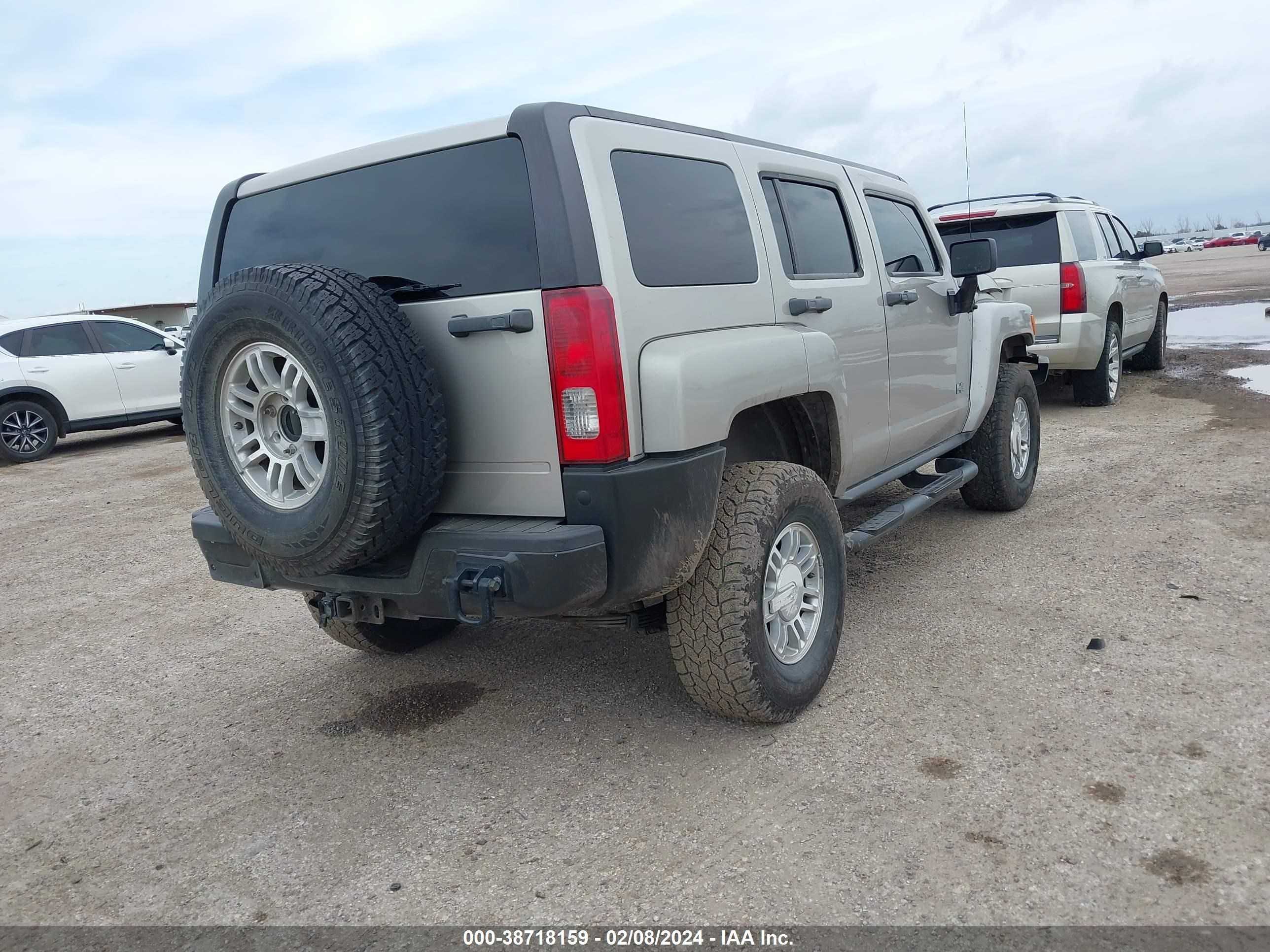 Photo 3 VIN: 5GTDN13E278163026 - HUMMER NULL 