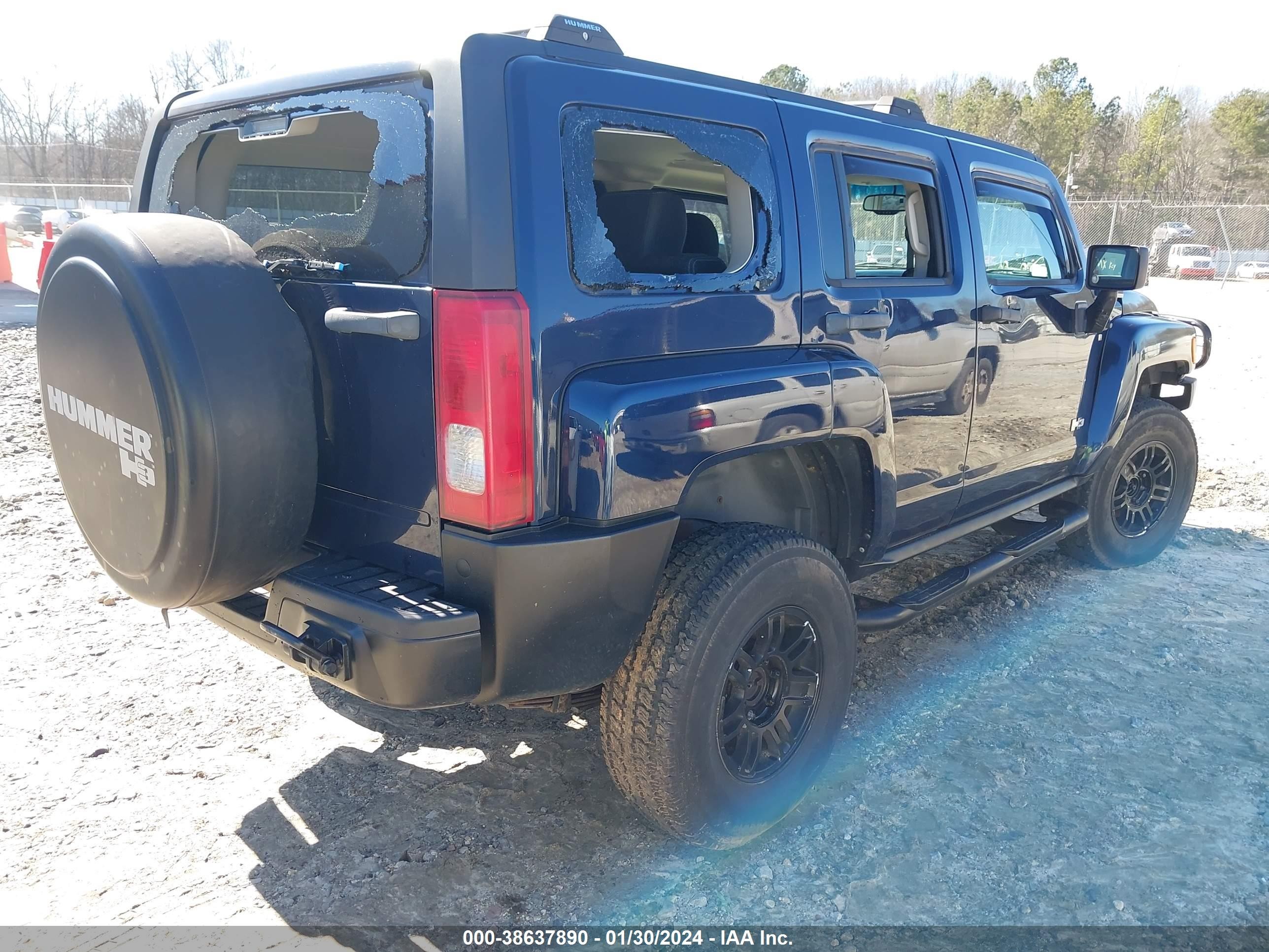 Photo 4 VIN: 5GTDN13E278170056 - HUMMER H3 