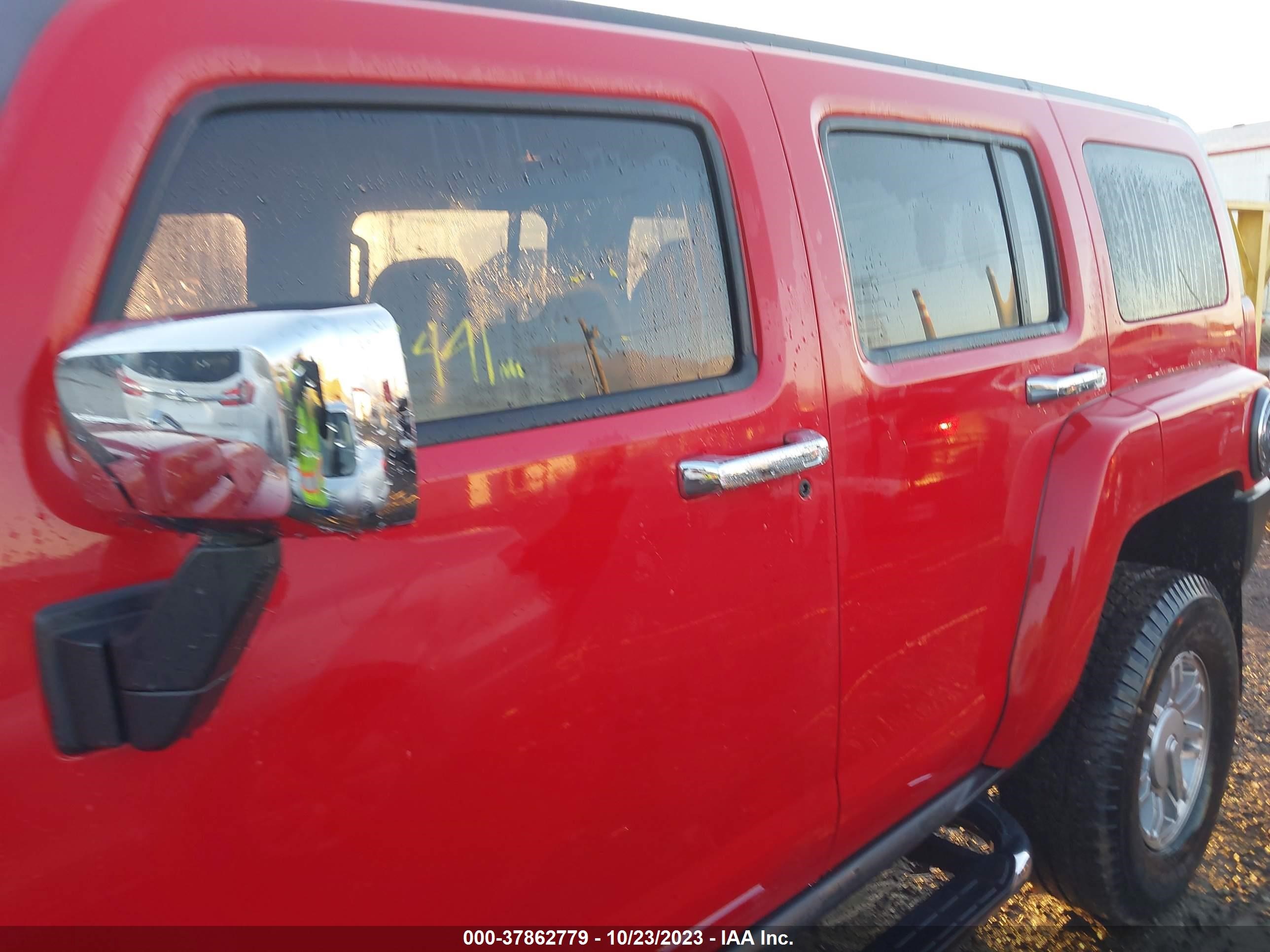 Photo 13 VIN: 5GTDN13E278209325 - HUMMER H3 