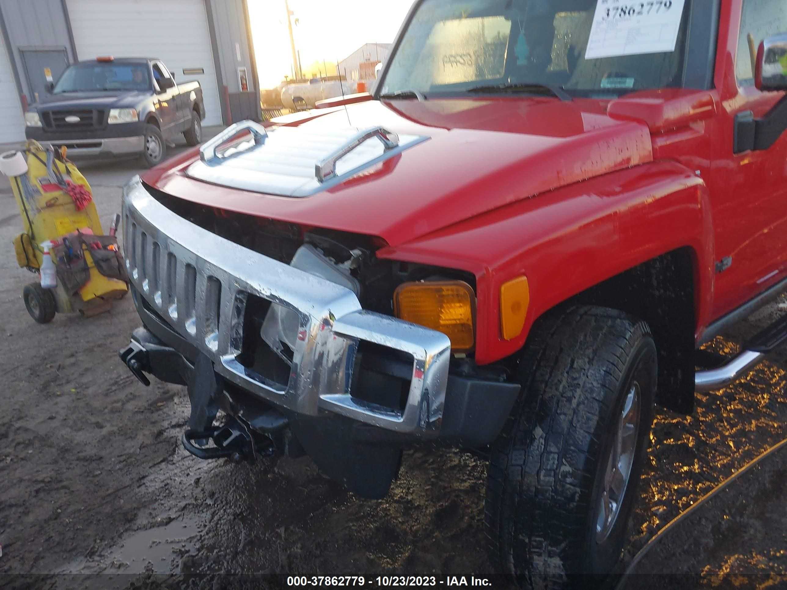 Photo 5 VIN: 5GTDN13E278209325 - HUMMER H3 