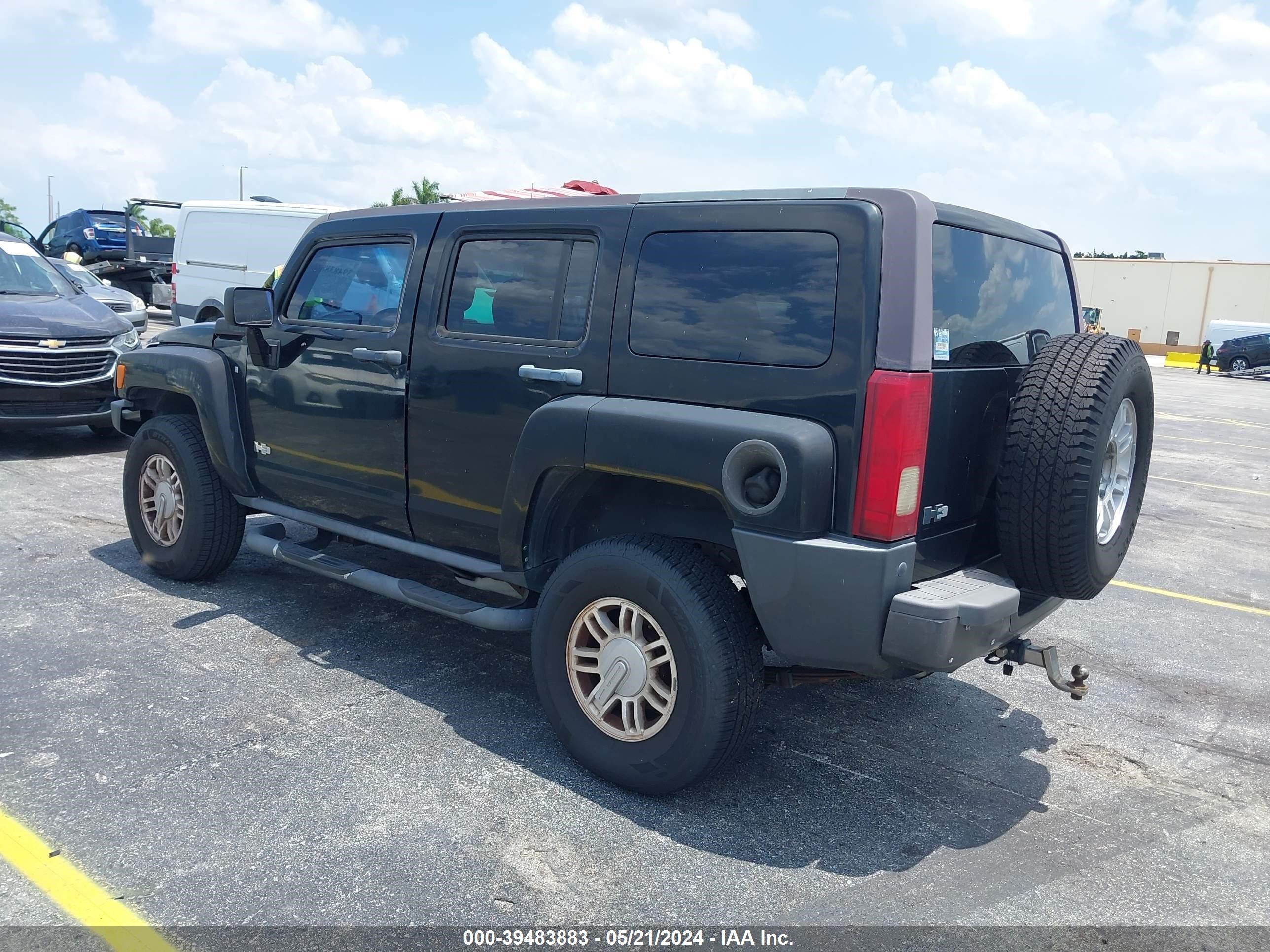 Photo 2 VIN: 5GTDN13E378166999 - HUMMER NULL 